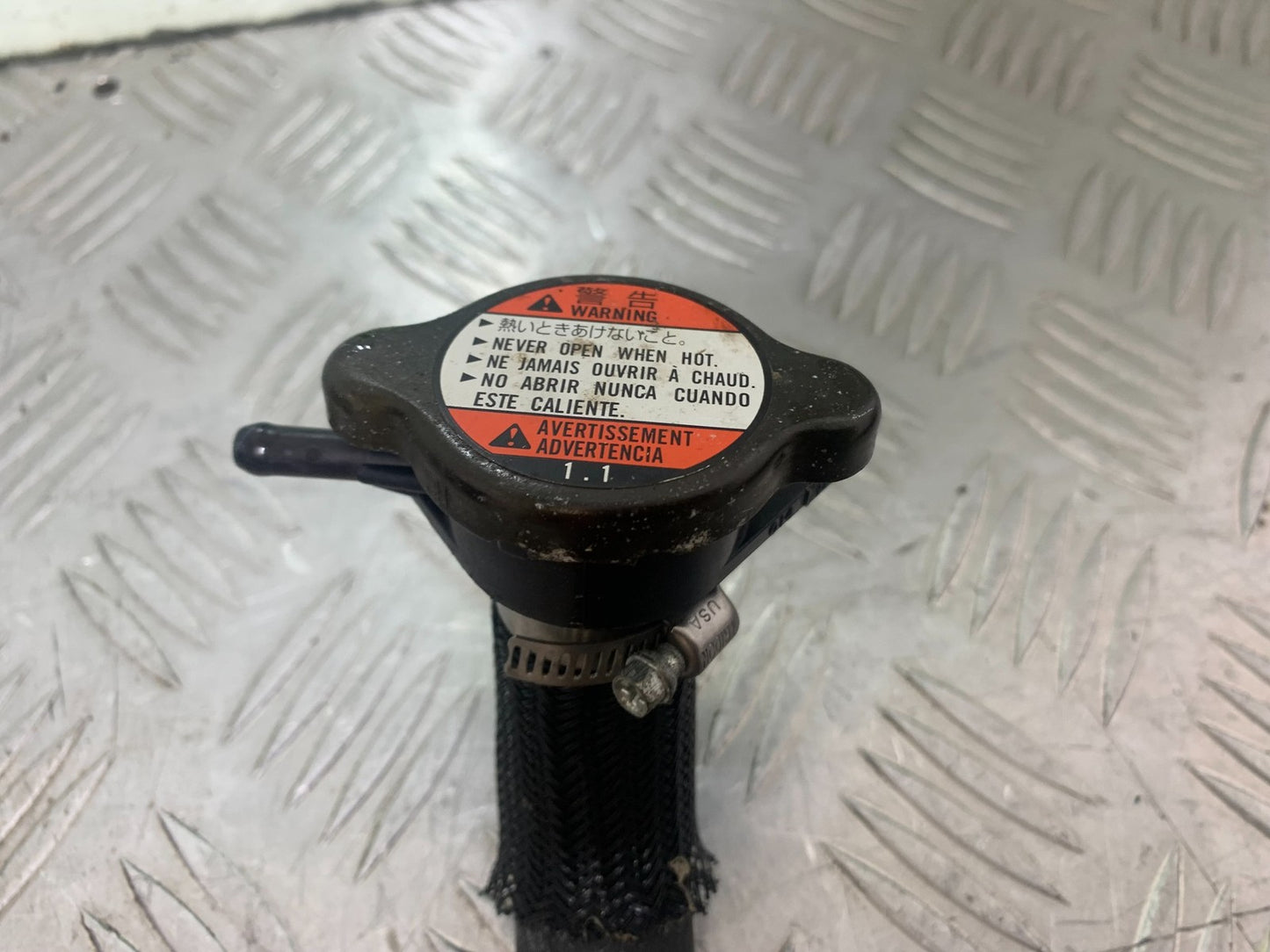 SUZUKI GSR600 GSR 600 RADIATOR CAP   2006-2010 (CMB1177)