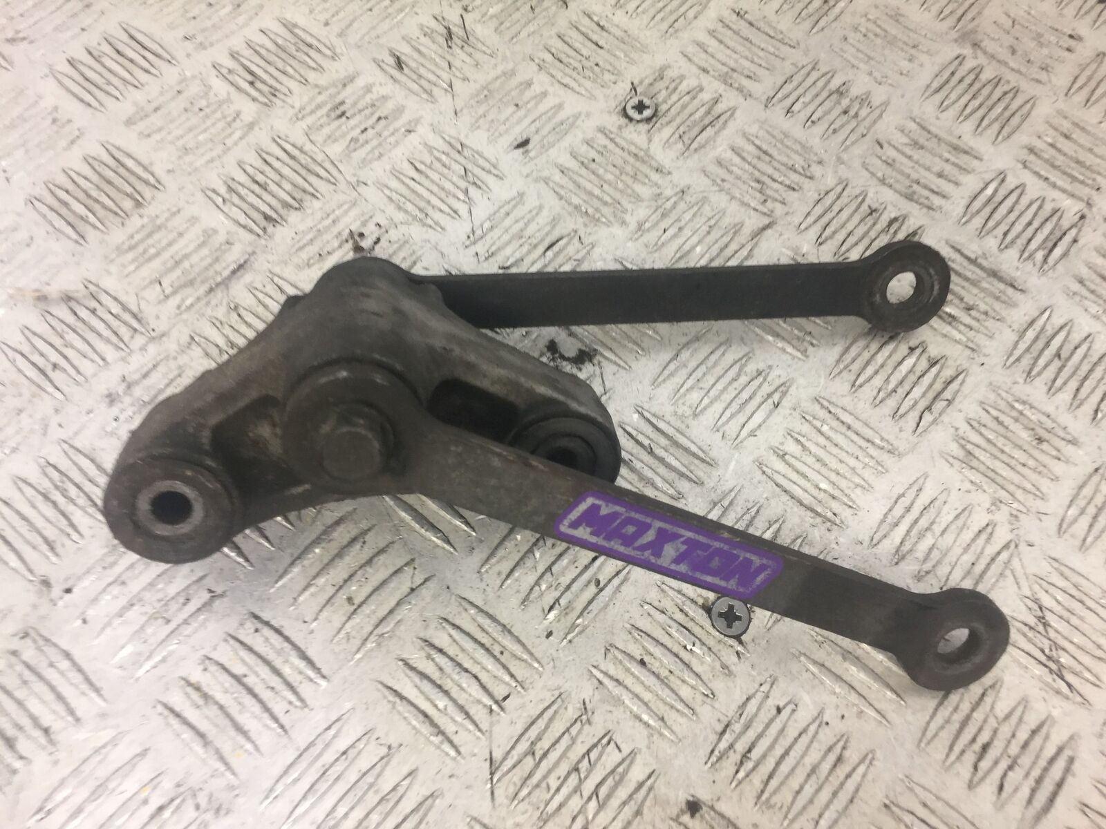 KAWASAKI ZX9R ZX9 C REAR SHOCK LINKAGE   YEAR 1998-99 (STOCK 630)