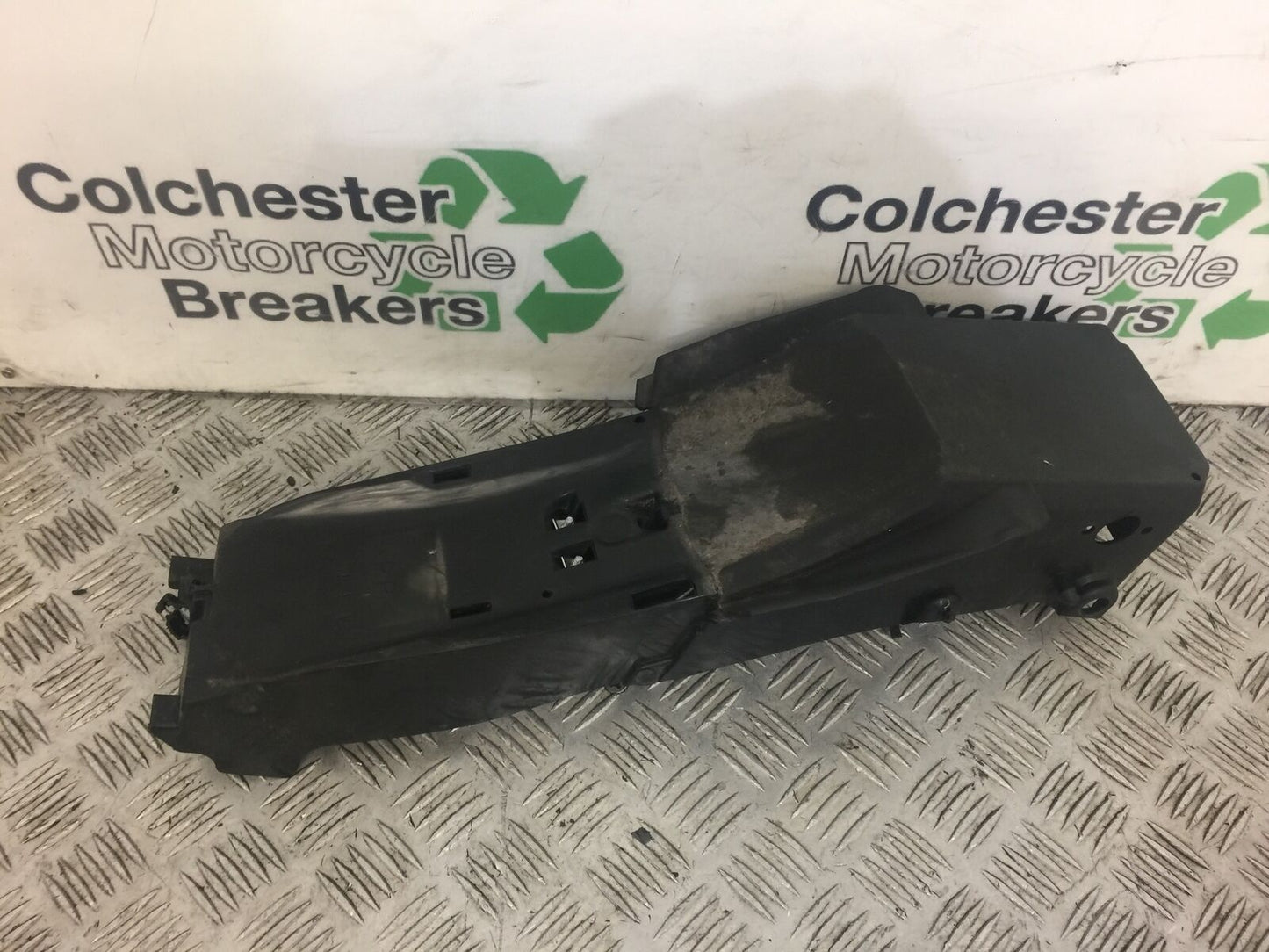 YAMAHA MT07 MT 07 UNDERTRAY  YEAR 2018 (STOCK 364) ABS