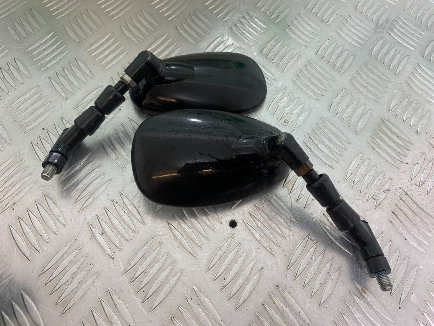 SUZUKI INTRUDER VL800 C800 LEFT AND RIGHT MIRRORS   YEAR 2012-16 (CMB1039)