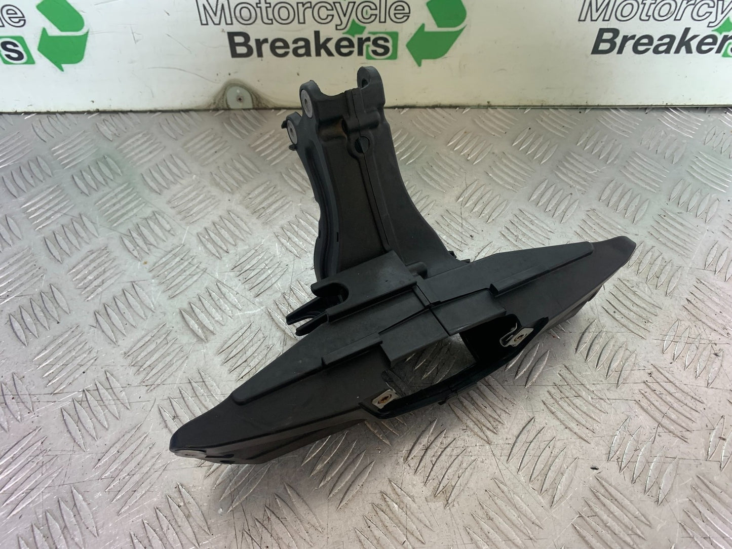 APRILIA RSV4 FACTORY FAIRING BRACKET  YEAR 2009-2012 (CMB1224)
