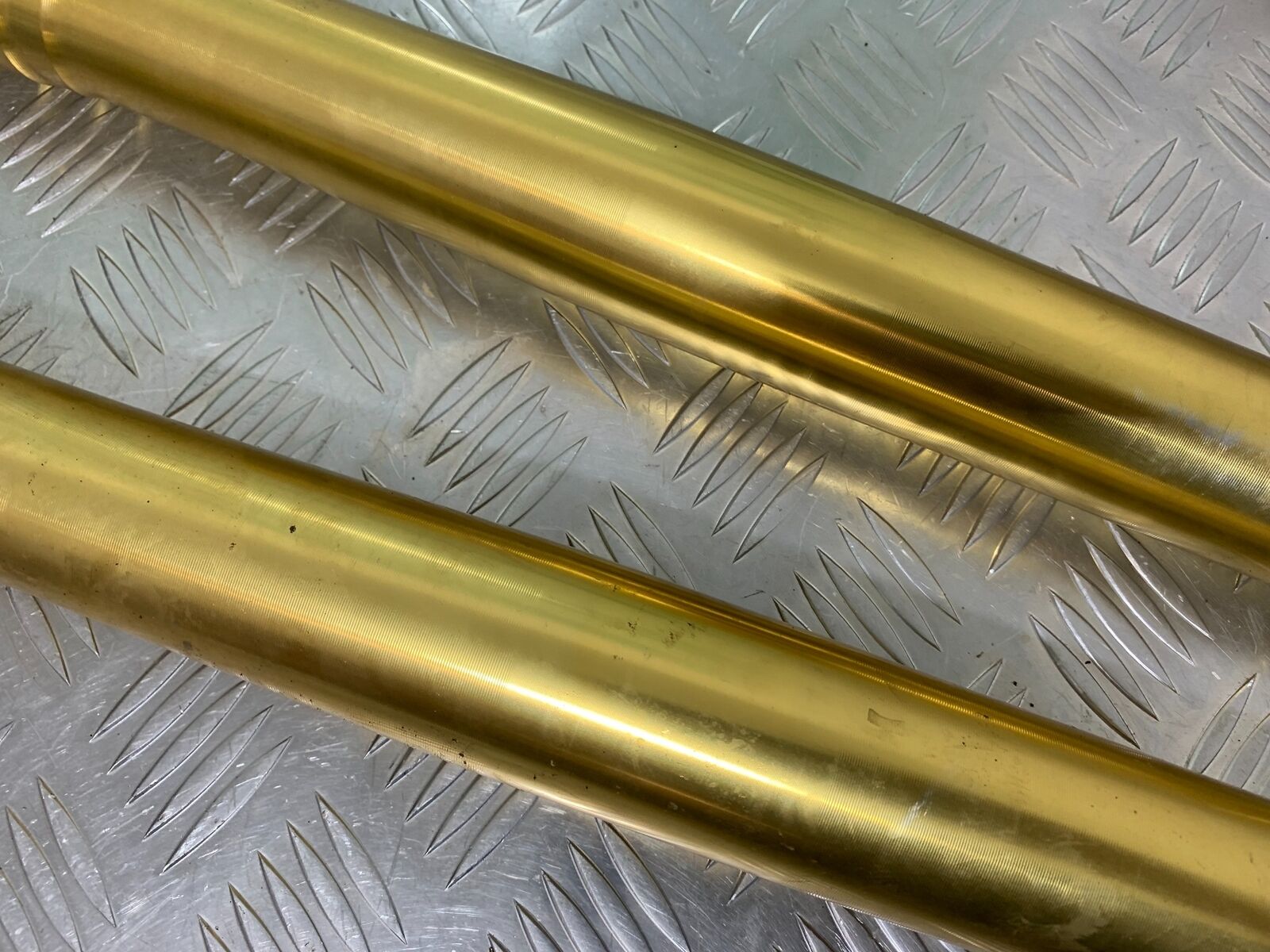 TRIUMPH TIGER 800 XC FORKS  YEAR 2011-2014 (CMB1022)