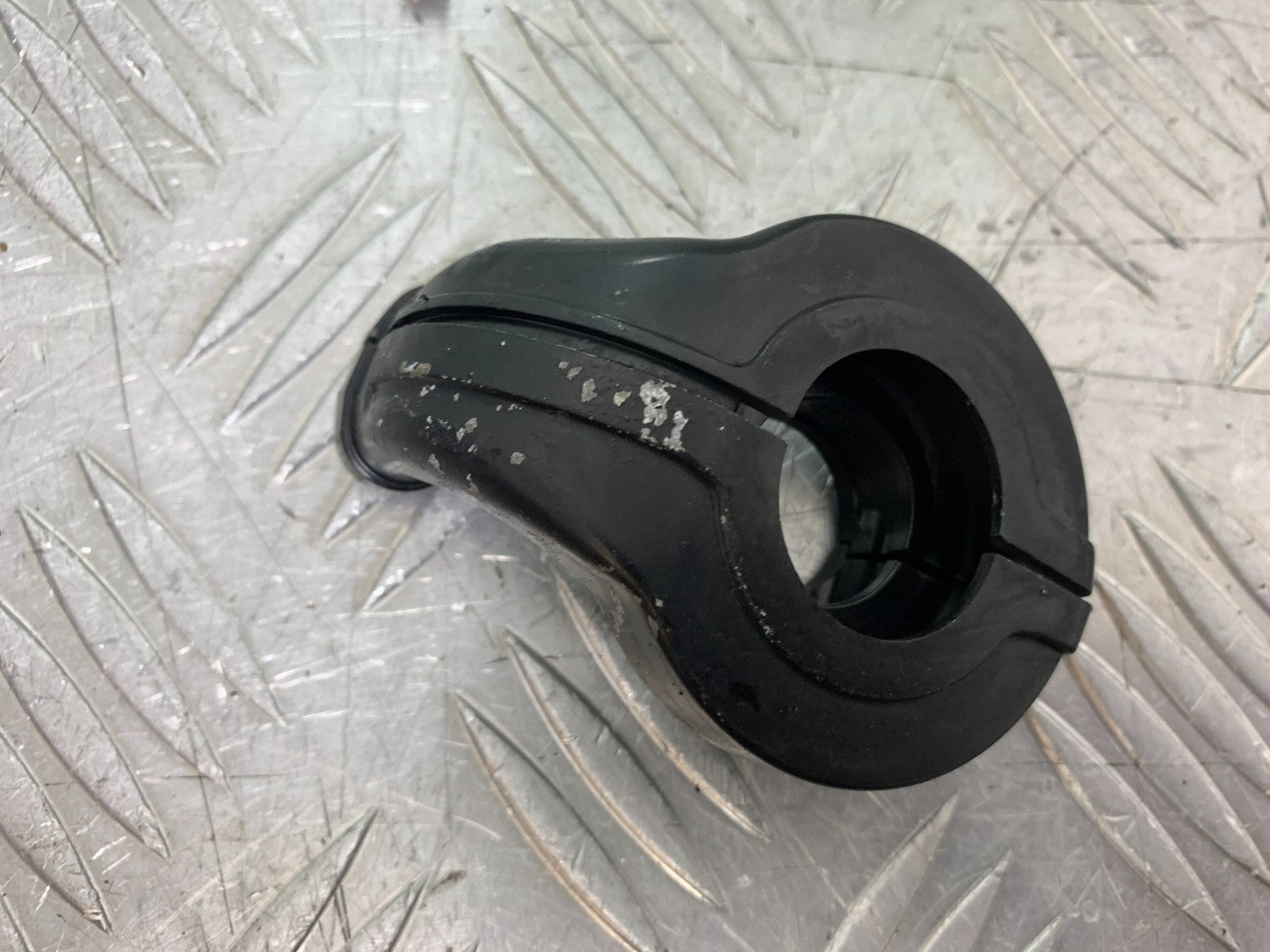 TRIUMPH 955i SPRINT ST THROTTLE HOUSING YEAR 1999-04 (CMB1230)