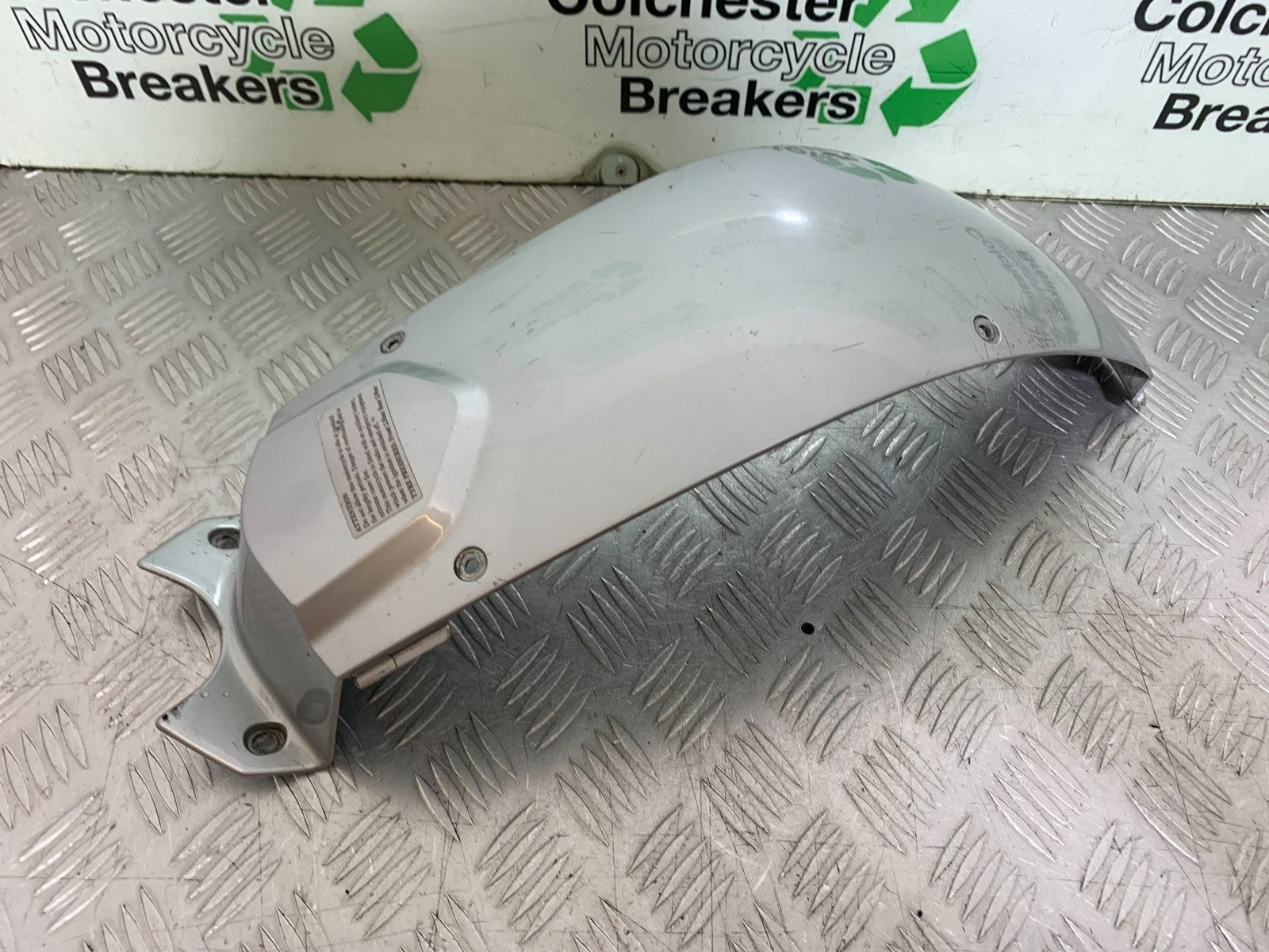 BMW F800 GT CENTER TANK PANEL  YEAR 2013-2017 (CMB1248)