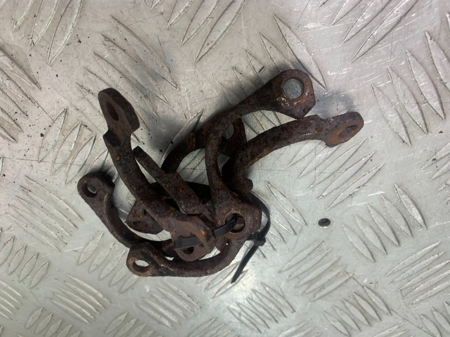KAWASAKI ZZR1100 D EXHAUST CLAMPS  YEAR 1993-2001 (CMB1164)