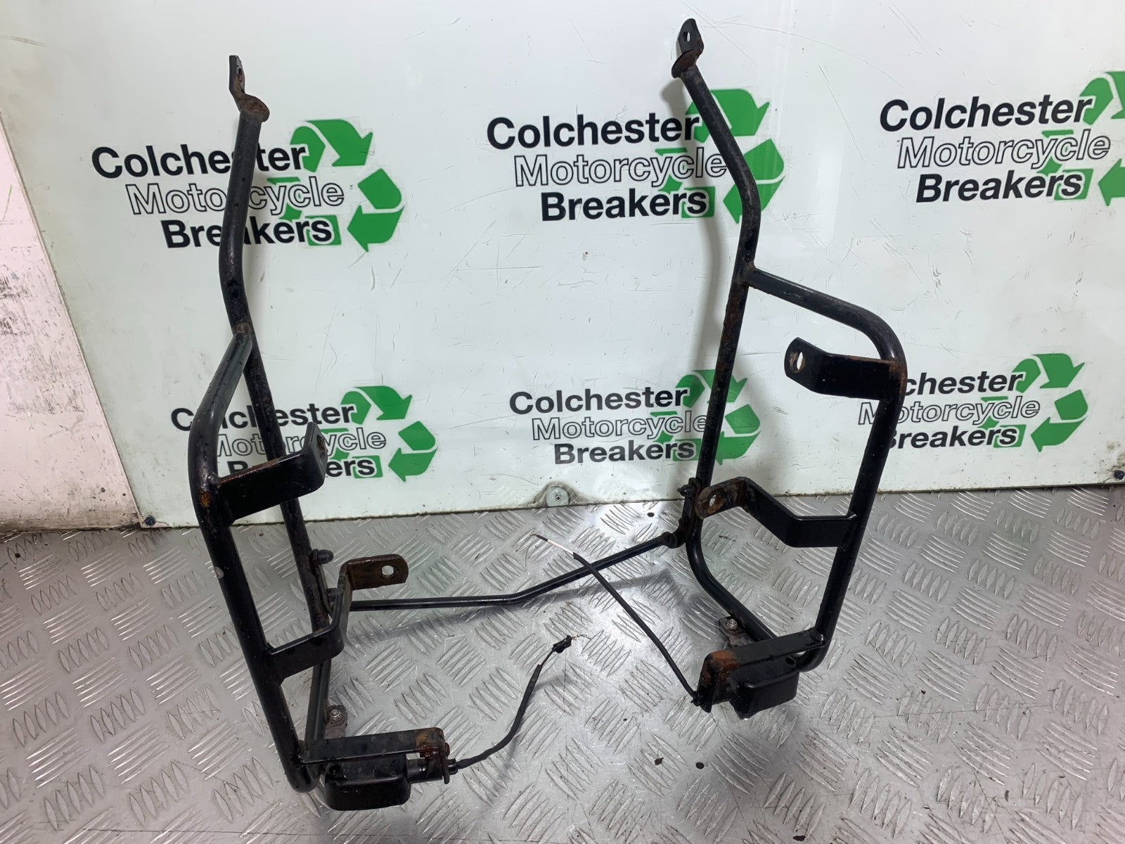 ROYAL ENFIELD HIMALAYAN 411 PANNIER RAILS YEAR 2018-2023 (CMB1322)