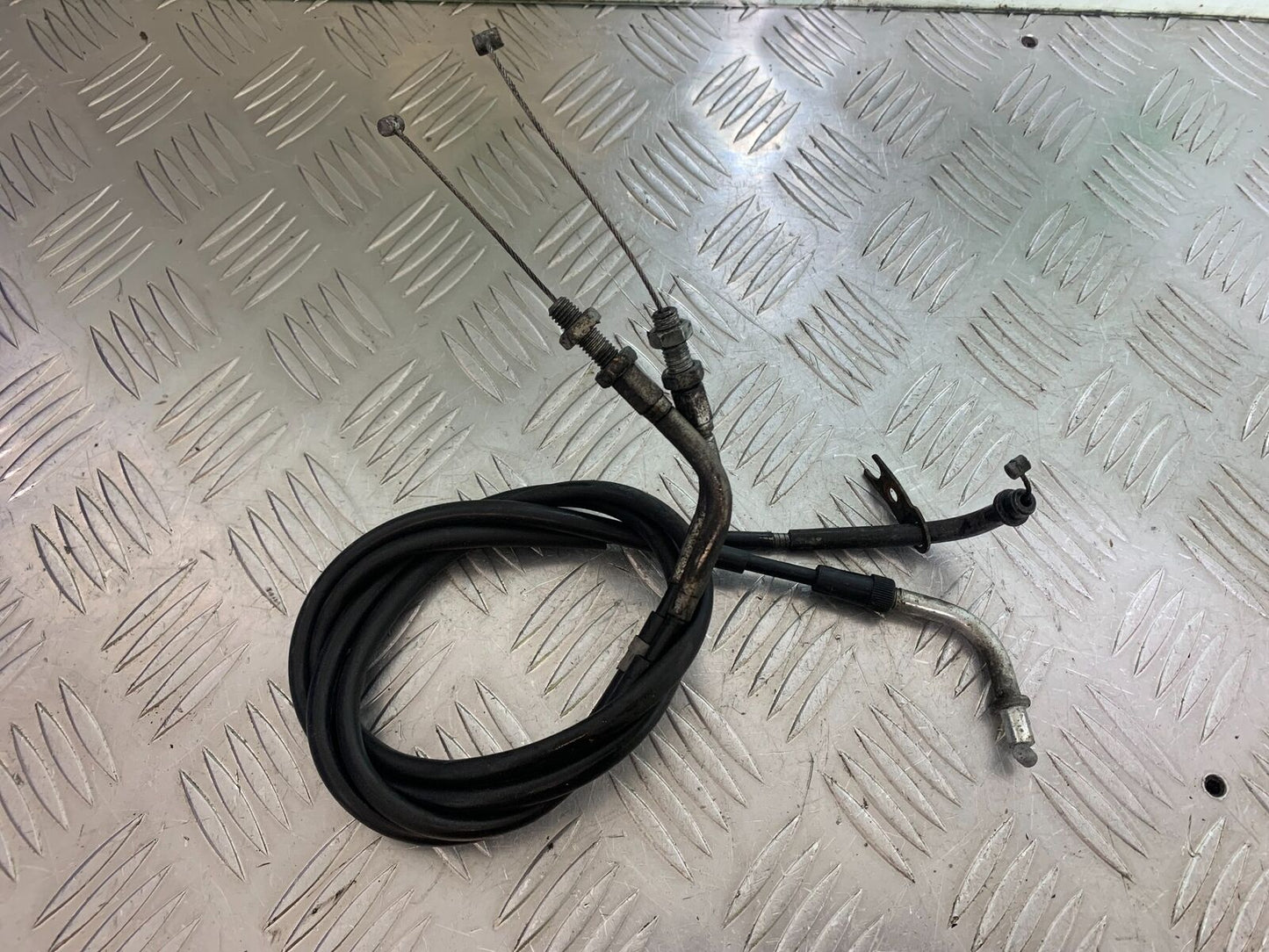 SUZUKI GSF1250 GSF 1250 BANDIT THROTTLE CABLES  YEAR 2010-14 (CMB1092)