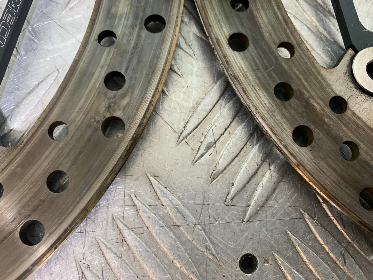 APRILIA RSV4 FACTORY FRONT BRAKE DISCS  YEAR 2009-2012 (CMB1224)