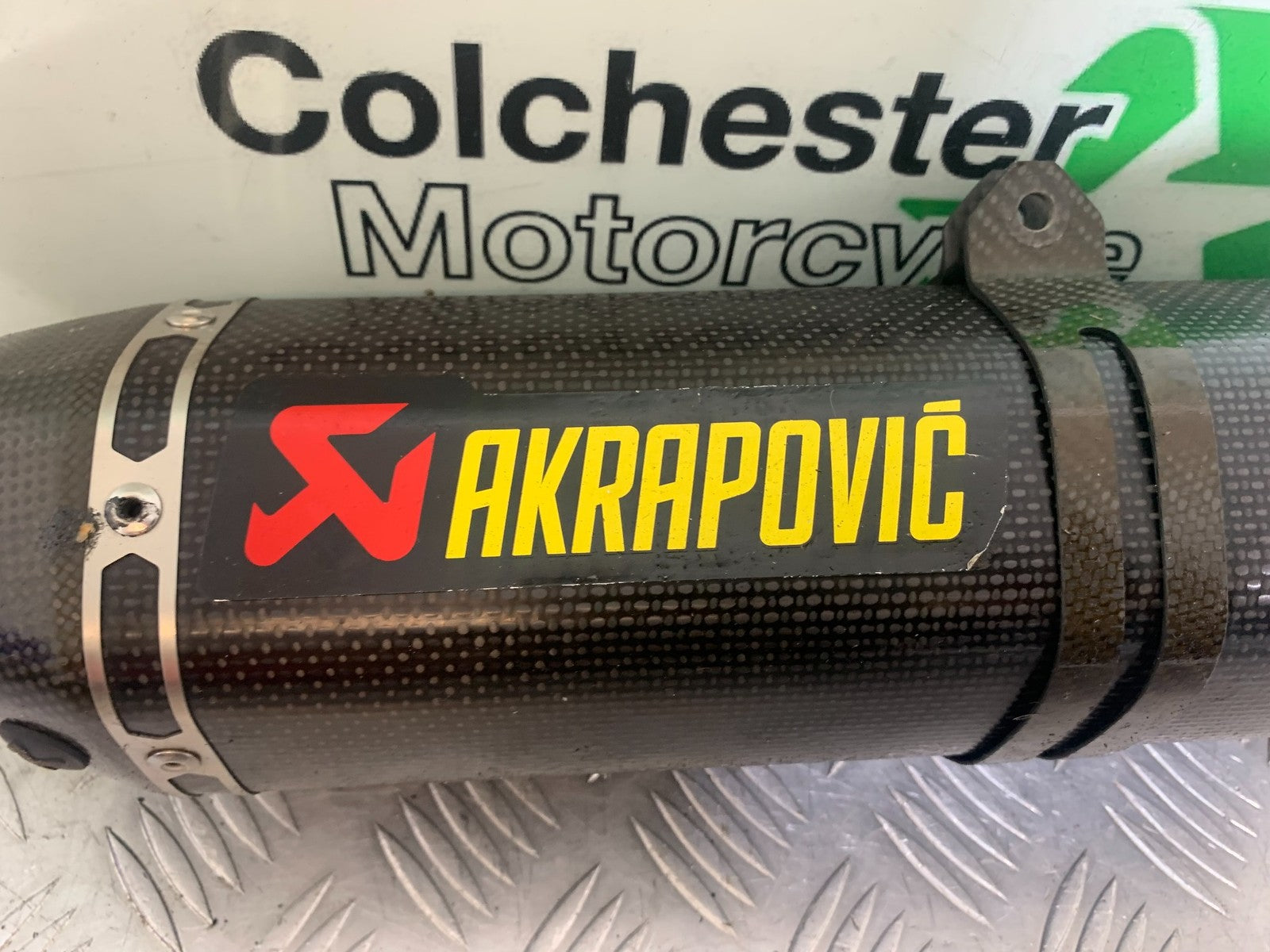 YAMAHA YZF R1 14 B BIG BANG AKRAPOVIC CARBON CANS   2009-14 (CMB1175)