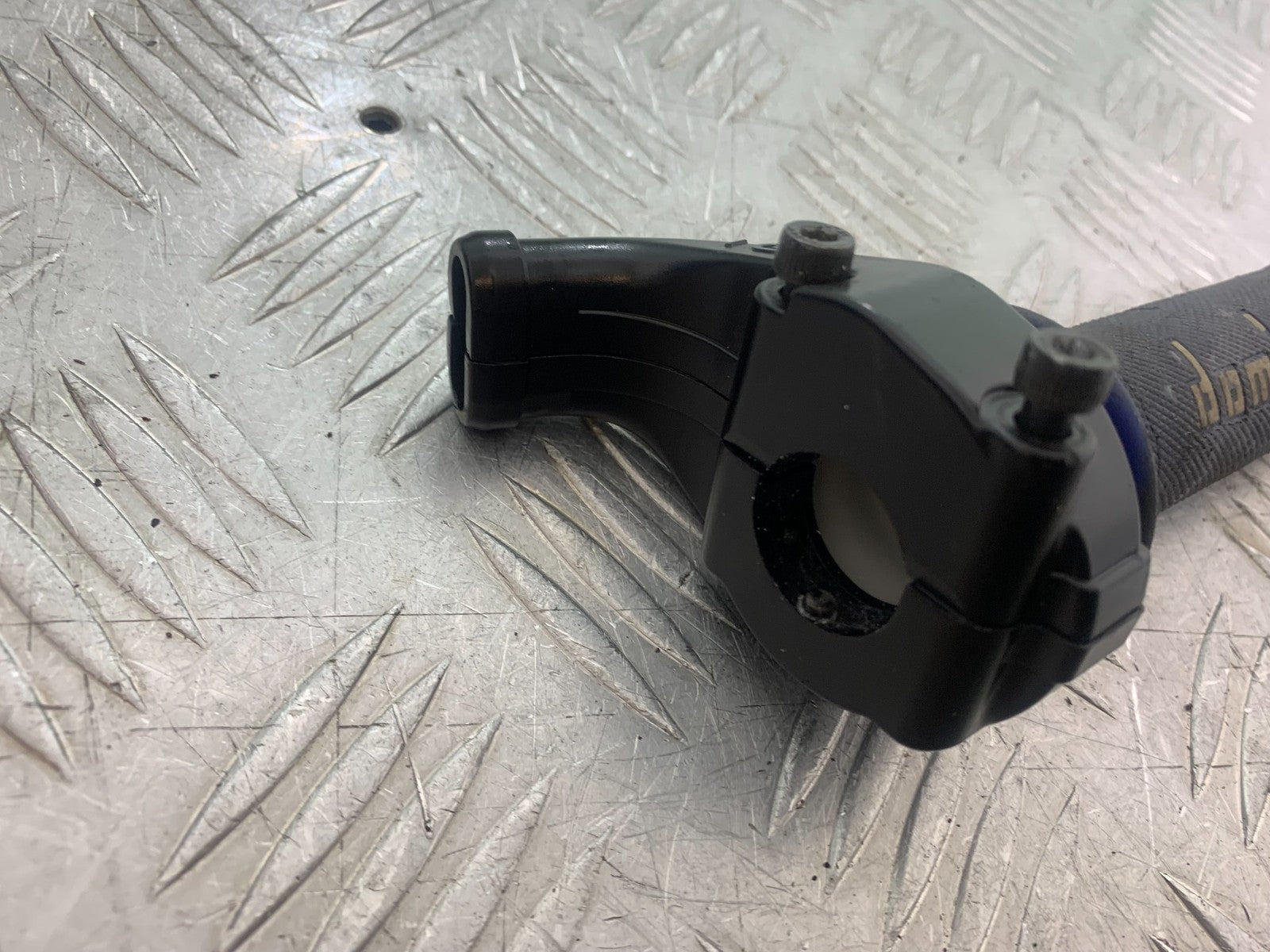 YAMAHA YZF R7 THROTTLE HOUSING  YEAR 2022-2025 (CMB1255)