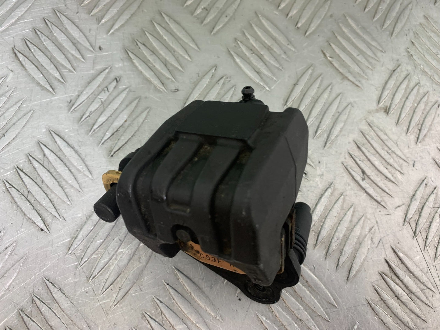 KAWASAKI ZX9R ZX9 R REAR BRAKE CALIPER YEAR 1998-1999 (CMB1329)