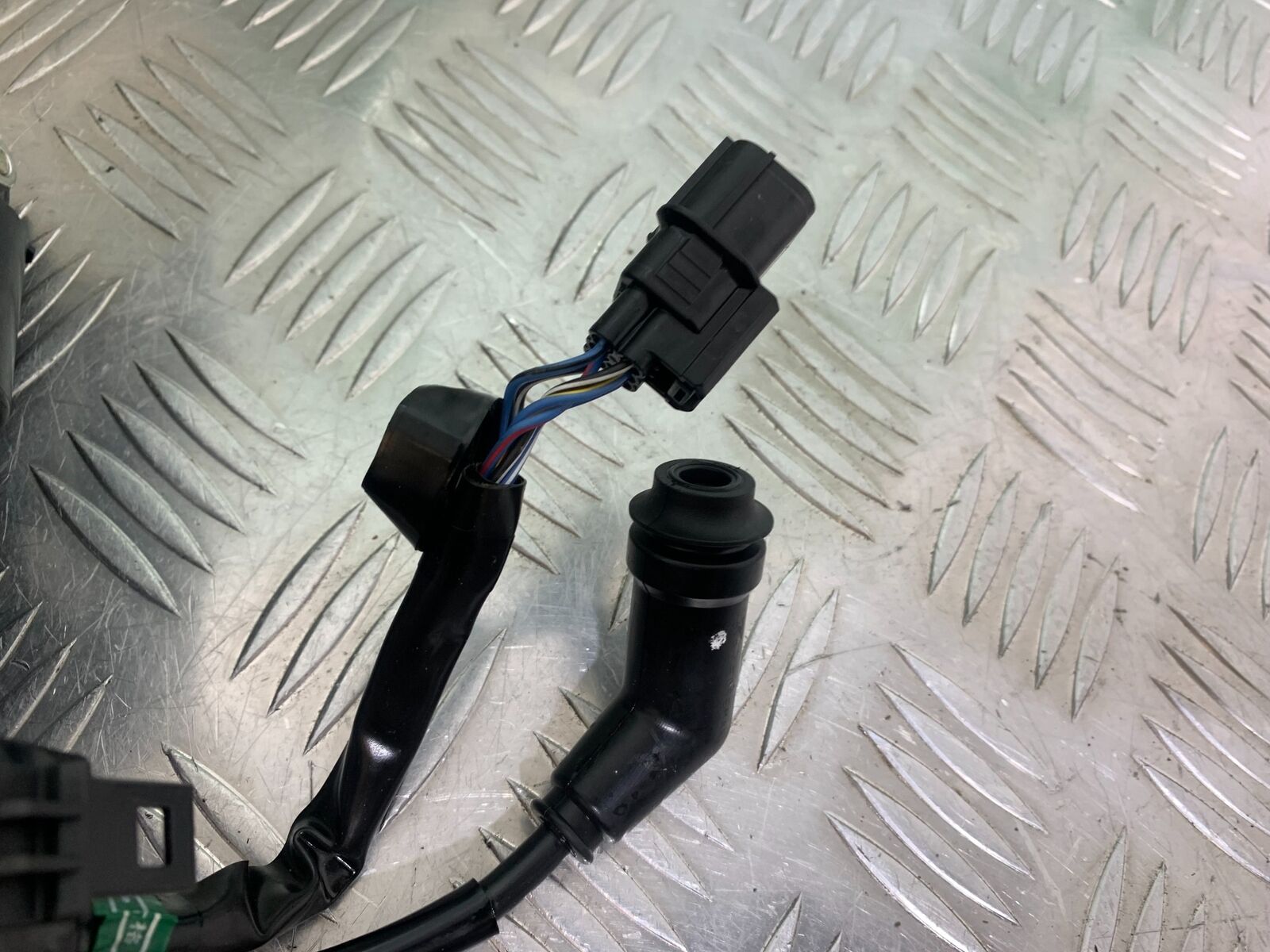 HONDA CRF1000 (DCT) AFRICA TWIN COILS AND CAPS  YEAR 2017 (CMB1030)