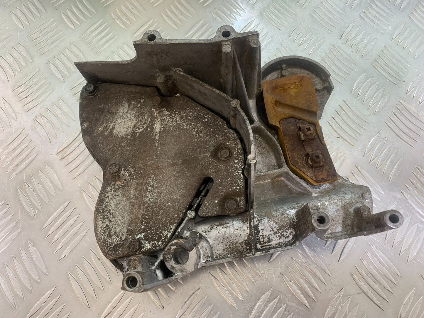 KAWASAKI ZR 750 ZEPHYR SPROCKET COVER  YEAR 1991-95 (CMB1008)