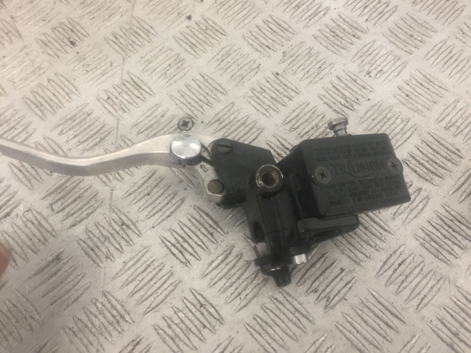 TRIUMPH TROPHY 1215 SE CLUTCH MASTER CYLINDER   2012-2017 (STOCK 870)