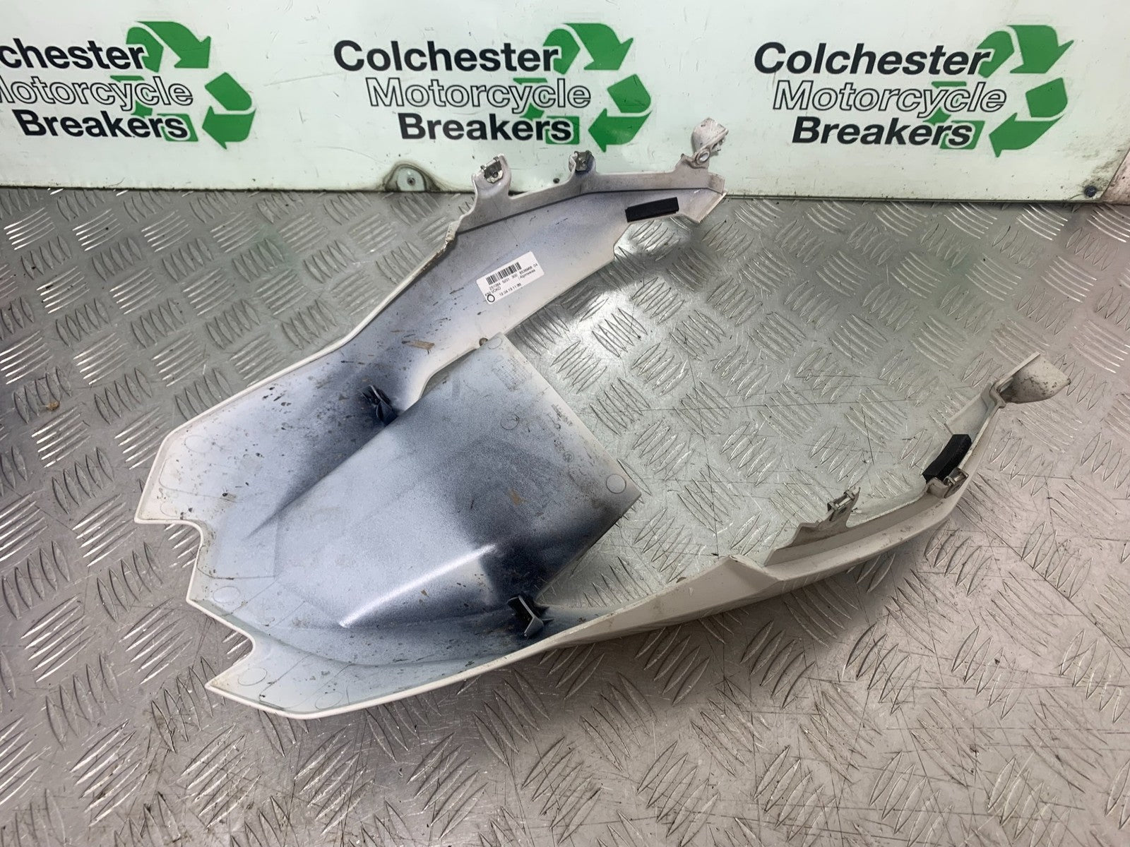 BMW R1200 R 1200 GS FRONT MUDGUARD  YEAR 2013-2016 (CMB1257)