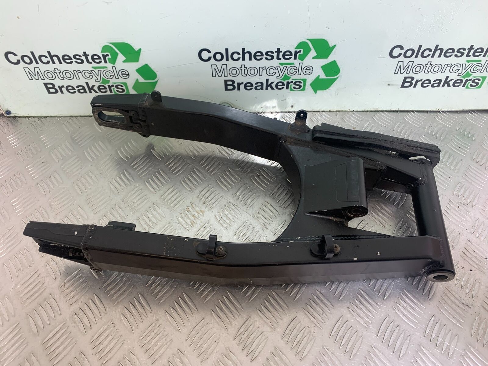 SUZUKI GSF1250 GSF 1250 BANDIT SWINGARM  YEAR 2007-2011 (CMB1125)