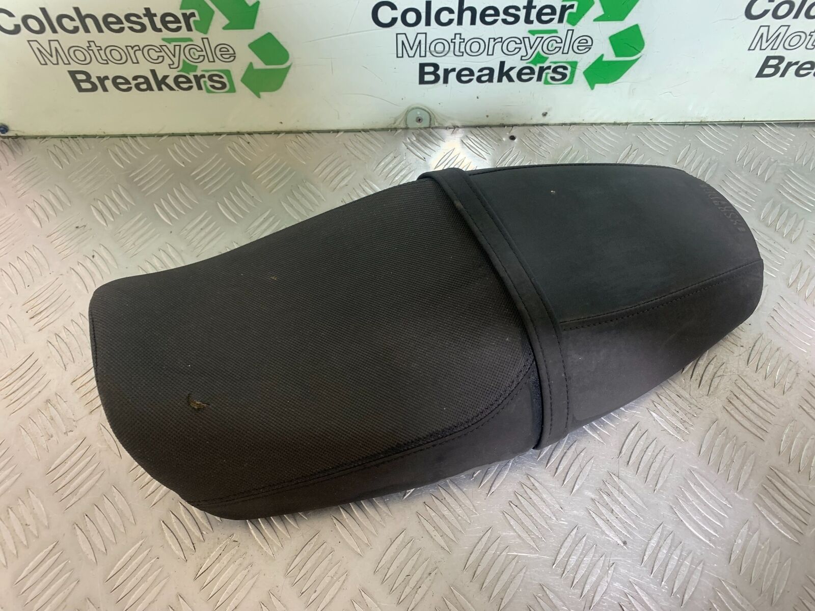 YAMAHA XSR900 XSR 900 SEAT   YEAR 2021-2022 (CMB1073)