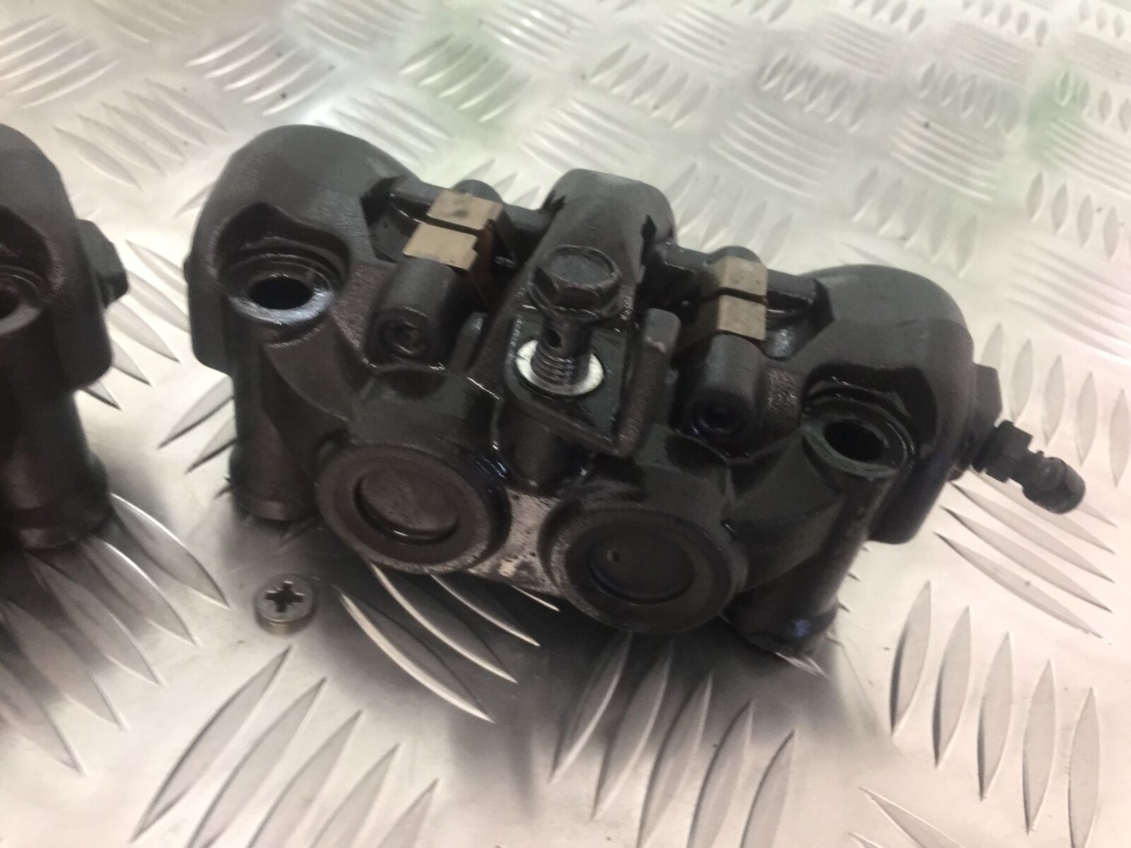 KAWASAKI Z1000 SX FRONT BRAKE CALIPERS  YEAR 2011-13 (STOCK 911)