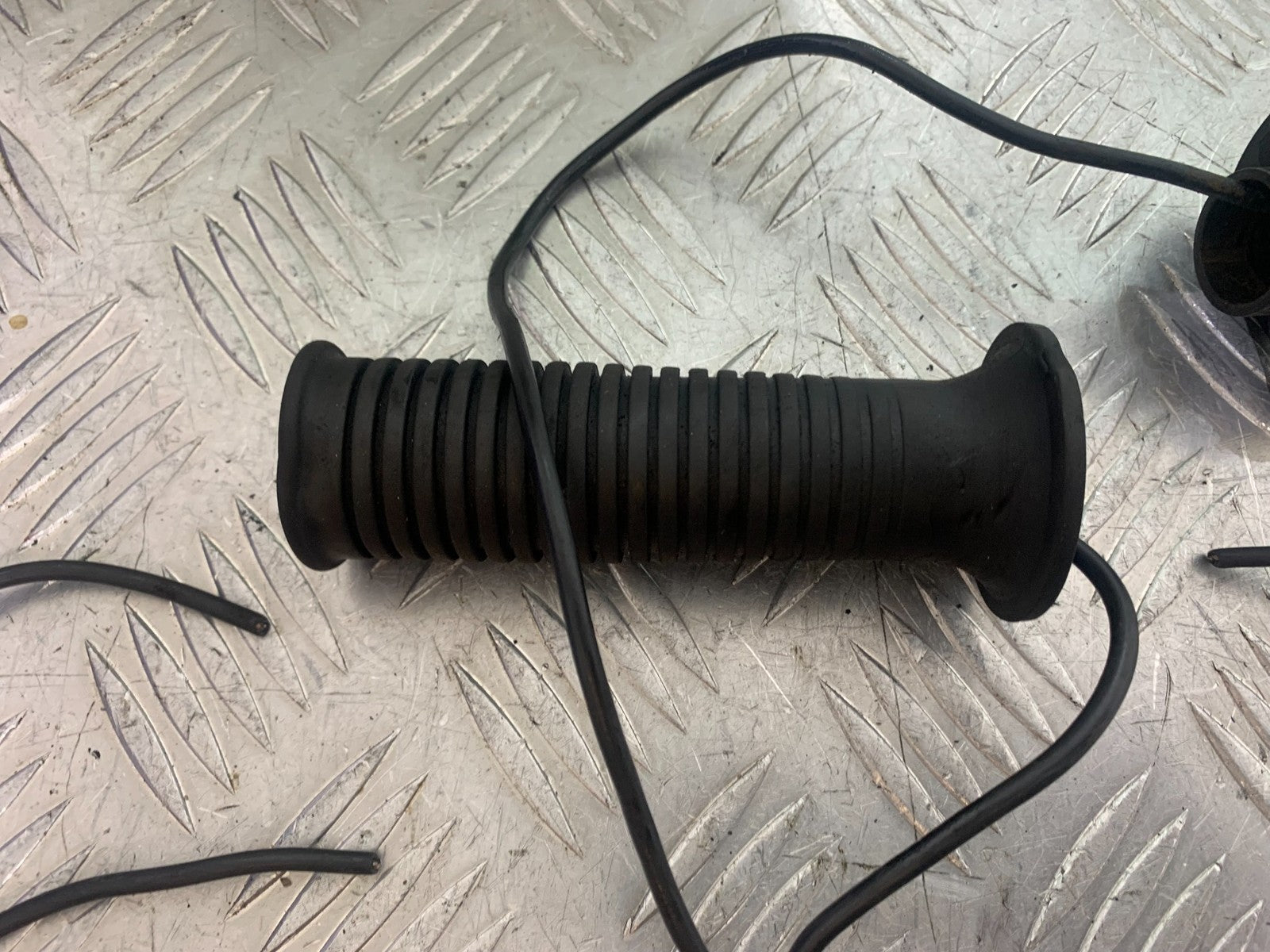 BMW R850 R R850R HEATED GRIPS  YEAR 1994-2002 (CMB1170)