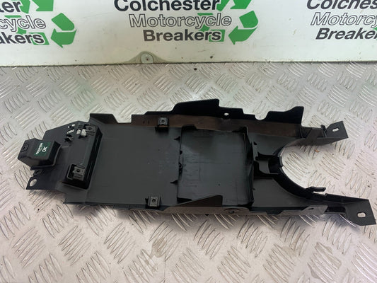 TRIUMPH TRIDENT 660 UNDERTRAY   YEAR 2021-2024 (CMB1148)