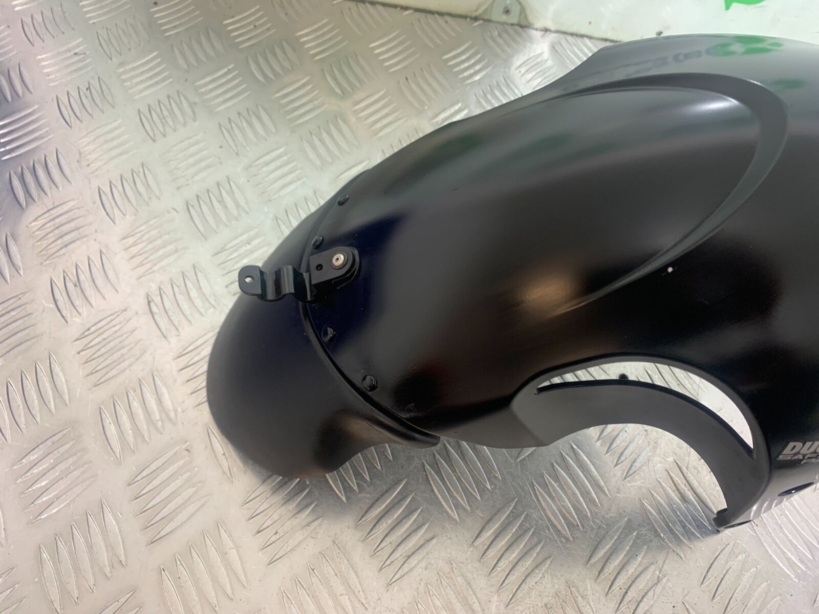 DUCATI DIAVEL 1200 PETROL FRONT MUDGUARD   YEAR 2014-17 (CMB1054)
