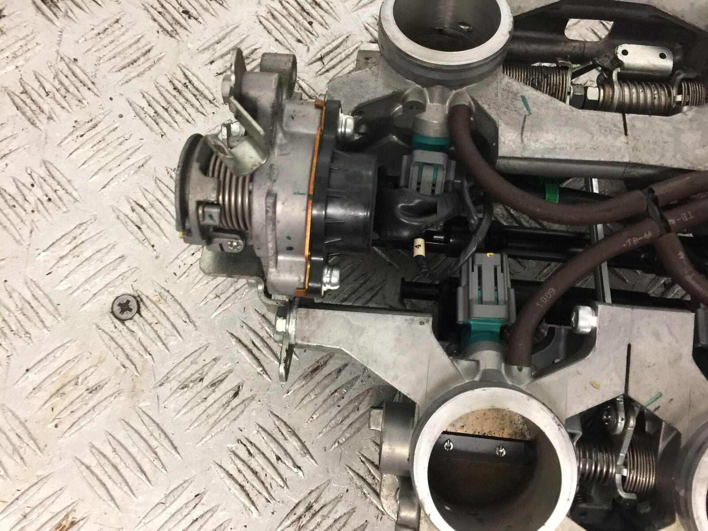 HONDA VFR1200 VFR 1200 FA THROTTLE BODIES  YEAR 2010-11  (STOCK 793)