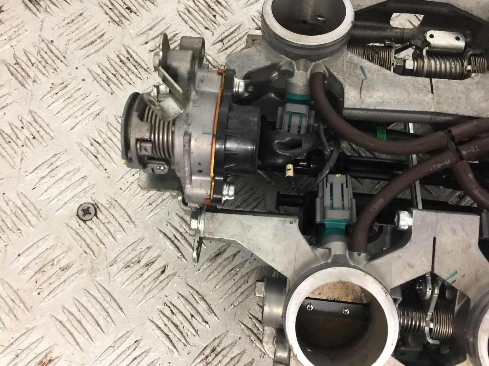 HONDA VFR1200 VFR 1200 FA THROTTLE BODIES  YEAR 2010-11  (STOCK 793)
