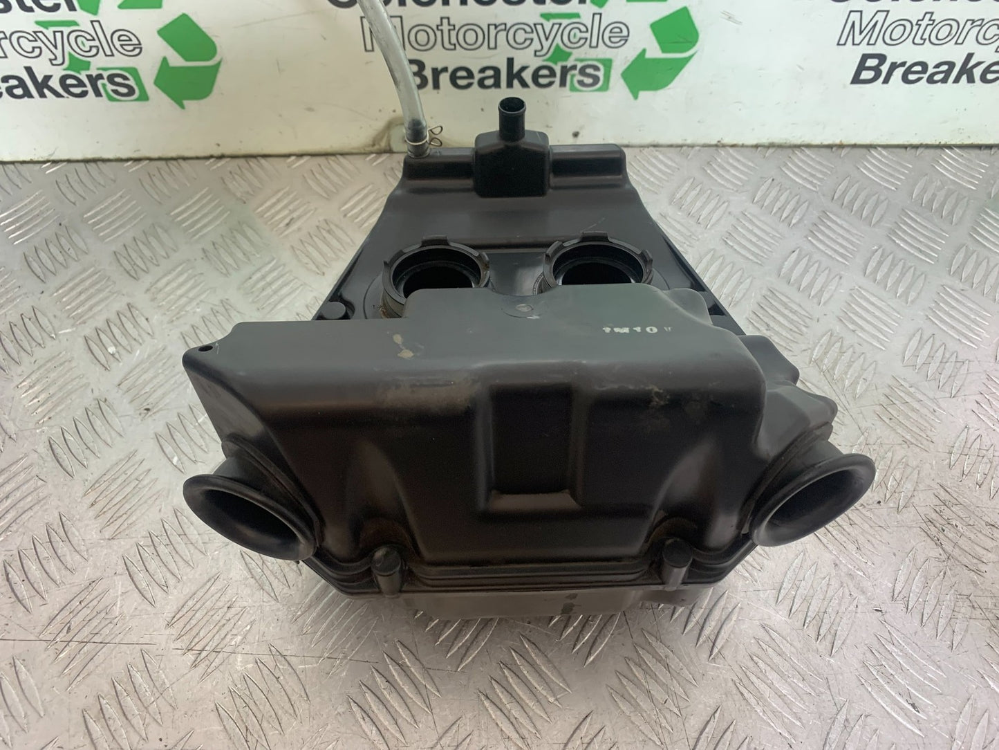 KAWASAKI ER6 N AIRBOX  YEAR 2012-2017 (CMB1324)
