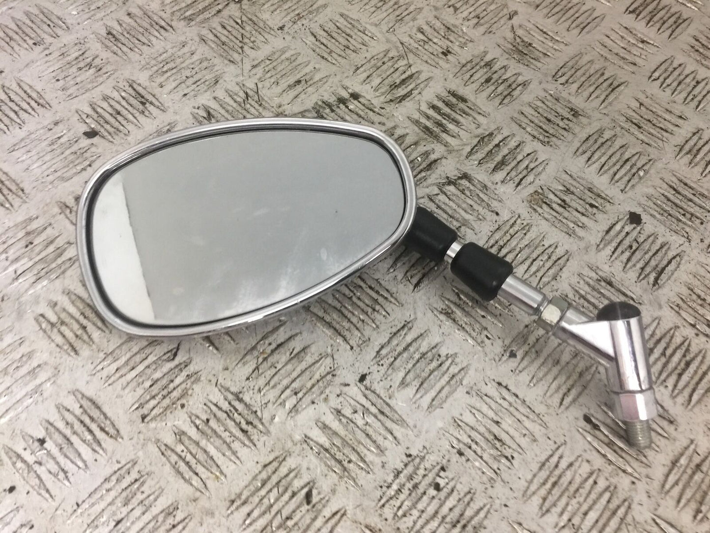 SUZUKI VLR1800 VLR 1800 LEFT MIRROR YEAR 2010 (STOCK 815)