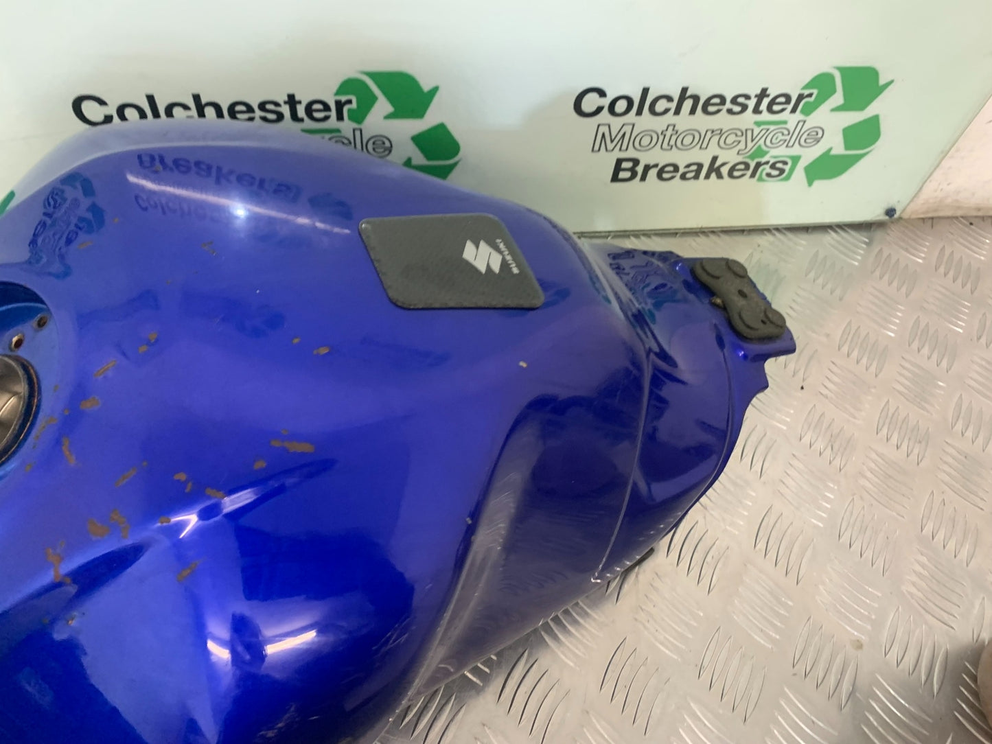 SUZUKI SV1000 SV 1000 K4 PETROL TANK YEAR 2004 (STOCK 990)