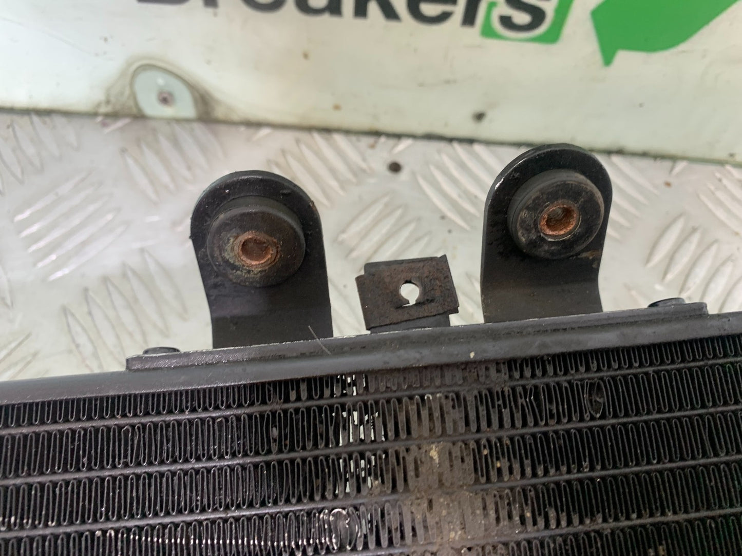 TRIUMPH SPEED TRIPLE R 1050 RADIATOR   2009 (CMB1183)
