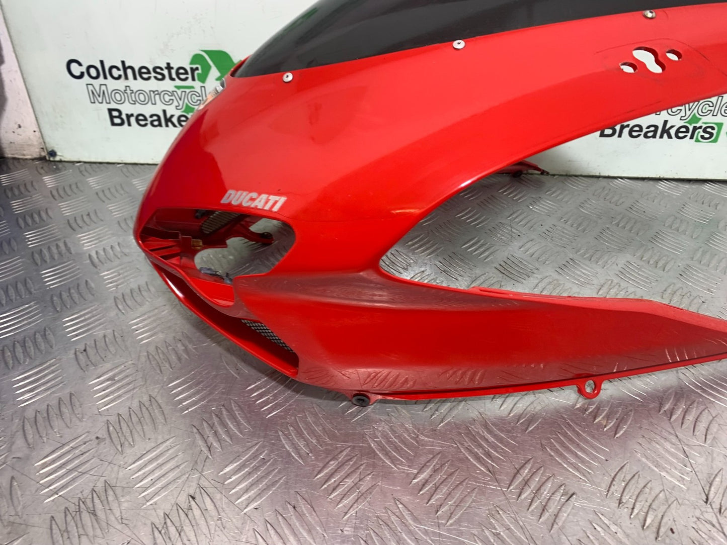 DUCATI 1198 S TOP FAIRING AND SCREEN  YEAR 2009-2011 (CMB1219)