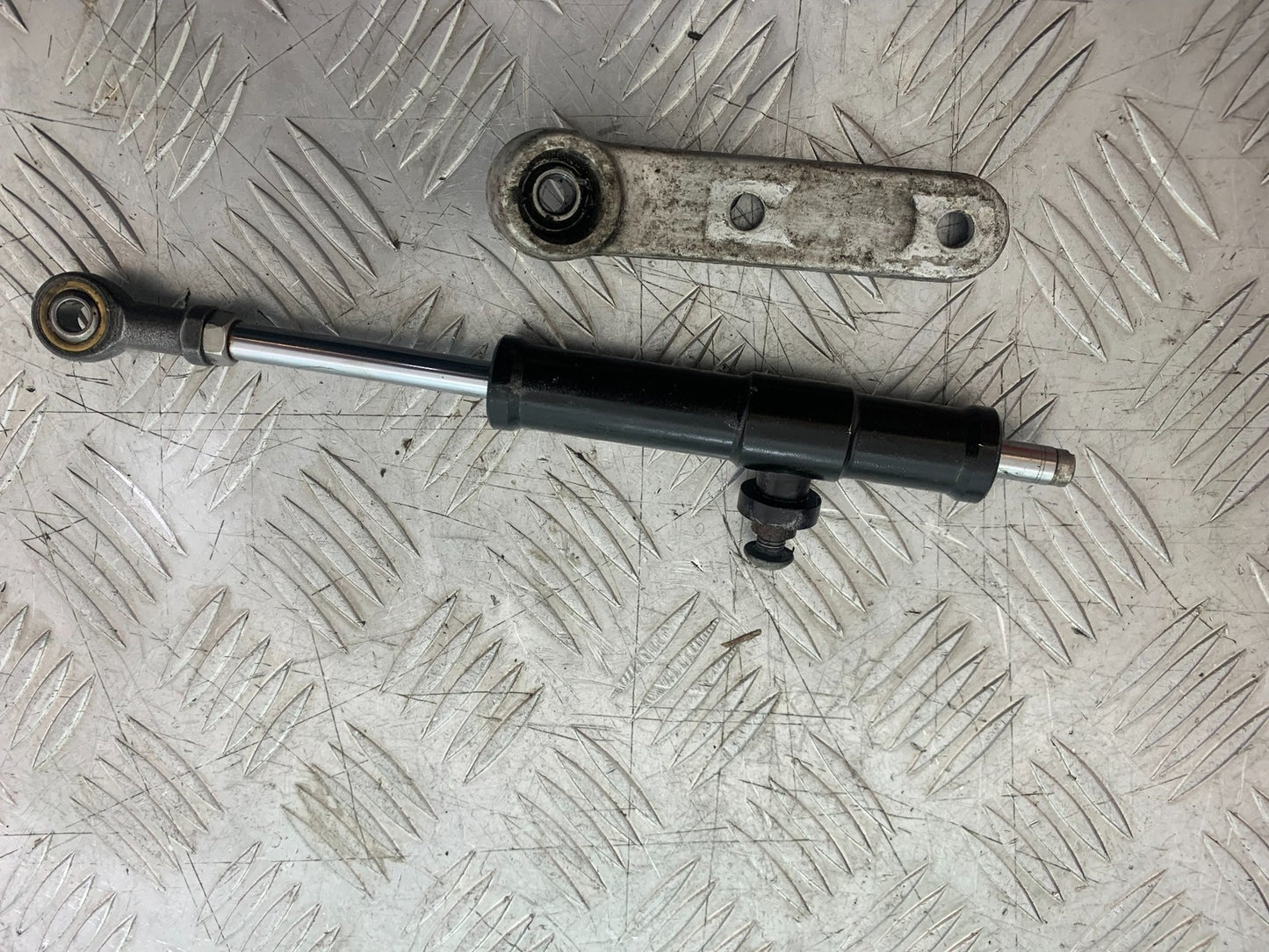 BMW R850 R R850R STEERING DAMPER   YEAR 1994-2002 (CMB1170)