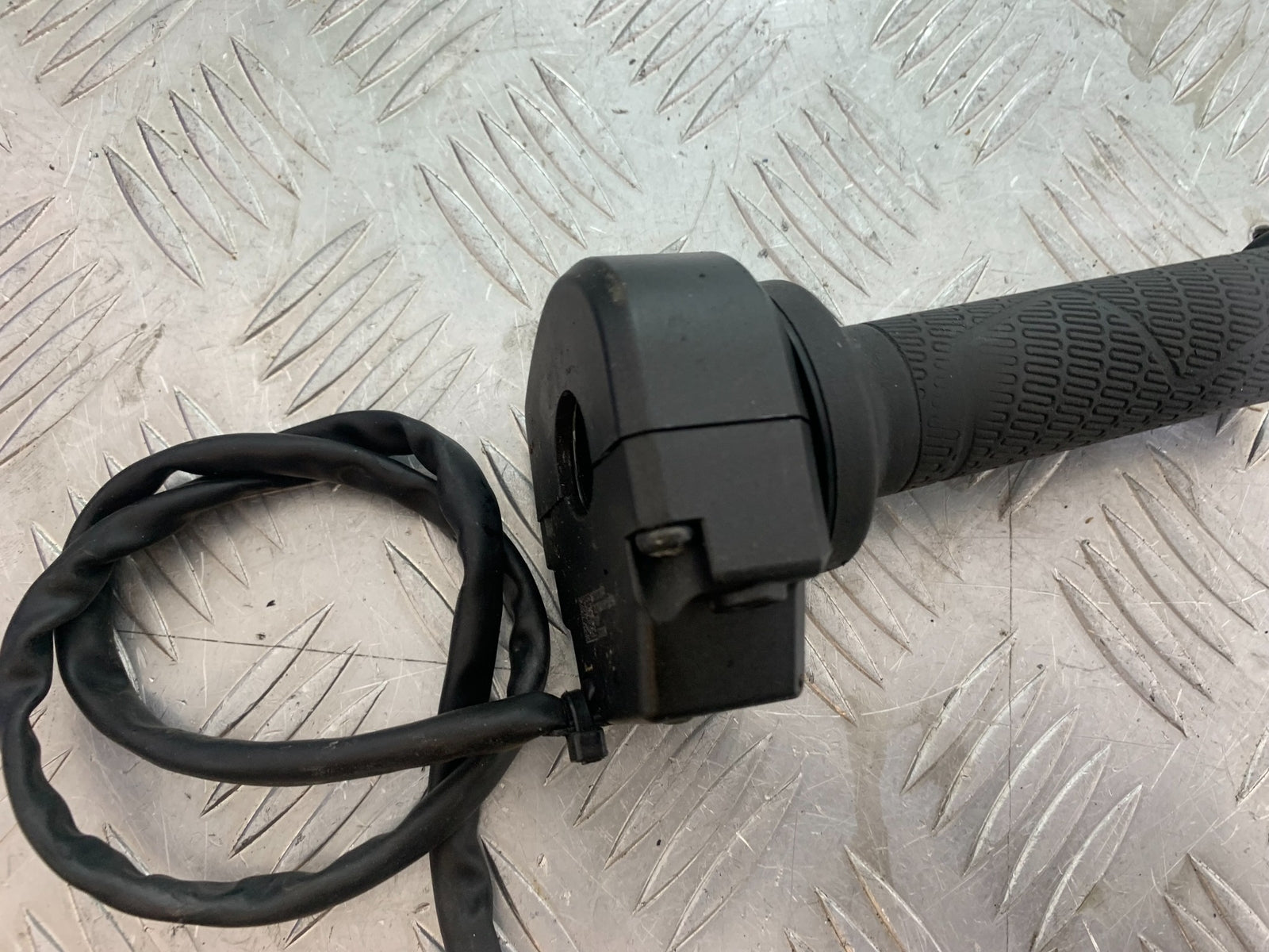 KTM 790 DUKE THROTTLE AND GRIP YEAR 2018-2021  (CMB11150)