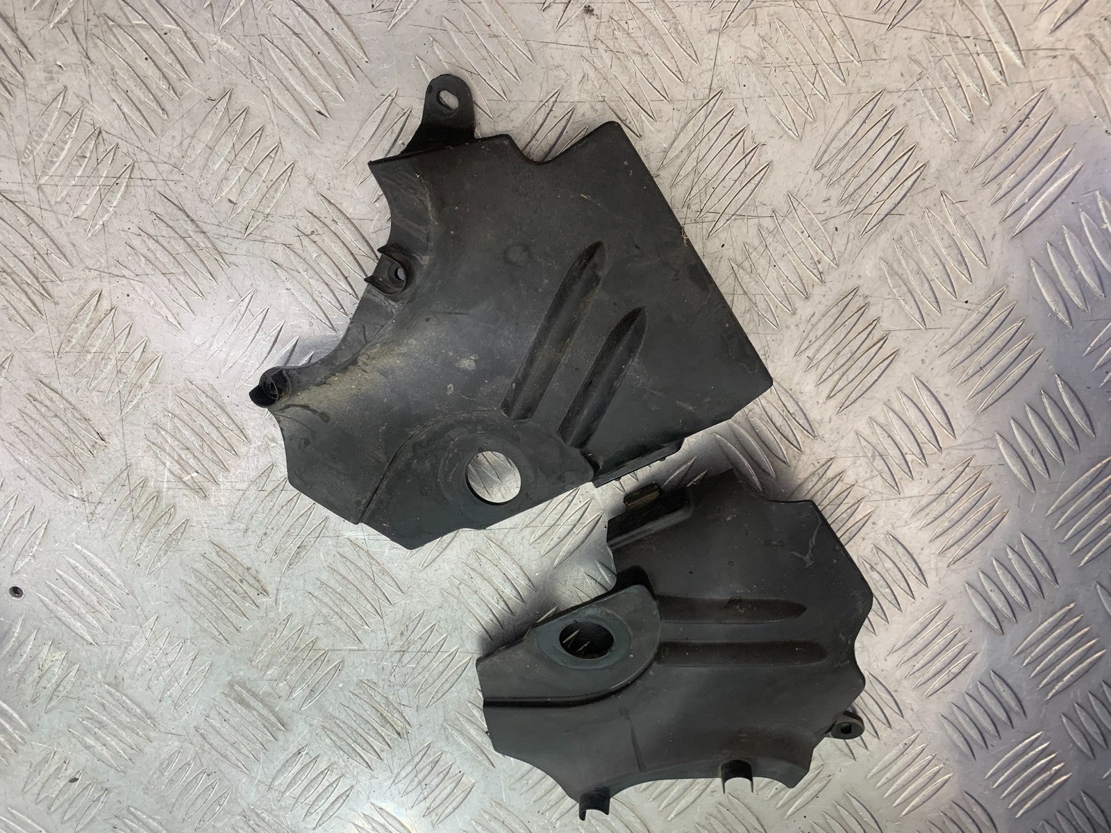 YAMAHA YBR125 CUSTOM SIDE INFILLS  YEAR 2008-2016 (CMB1192)