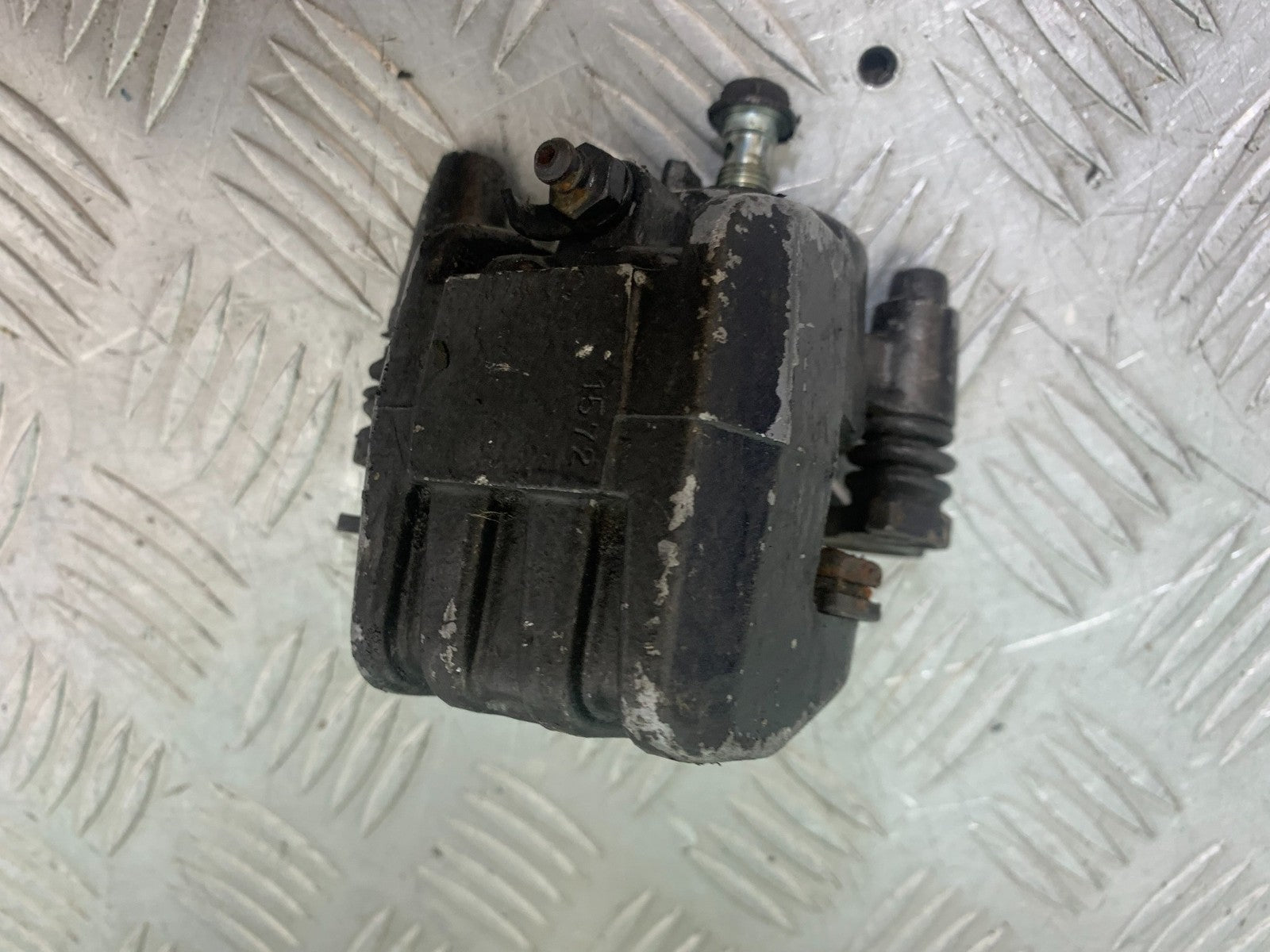 KAWASAKI ZX6R ZX6 F REAR CALIPER   YEAR 1995-1997 (CMB1169)