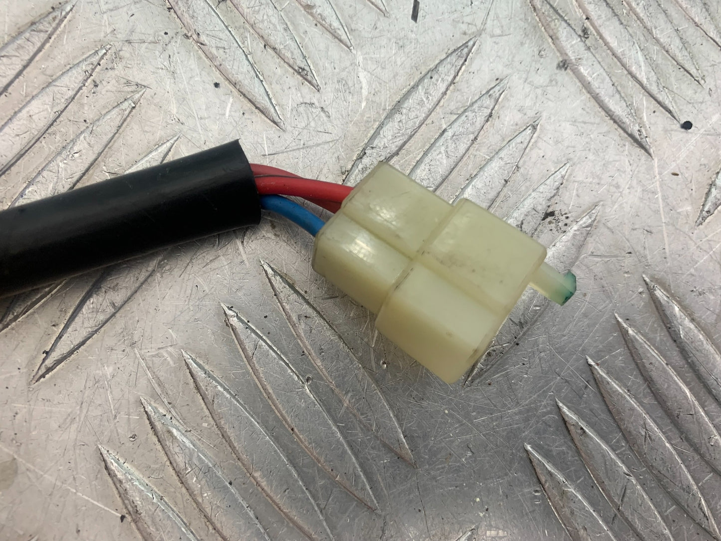 HONDA VTX1300 S-6  LOCKS AND KEY  YEAR 2004-09 (CMB1159)