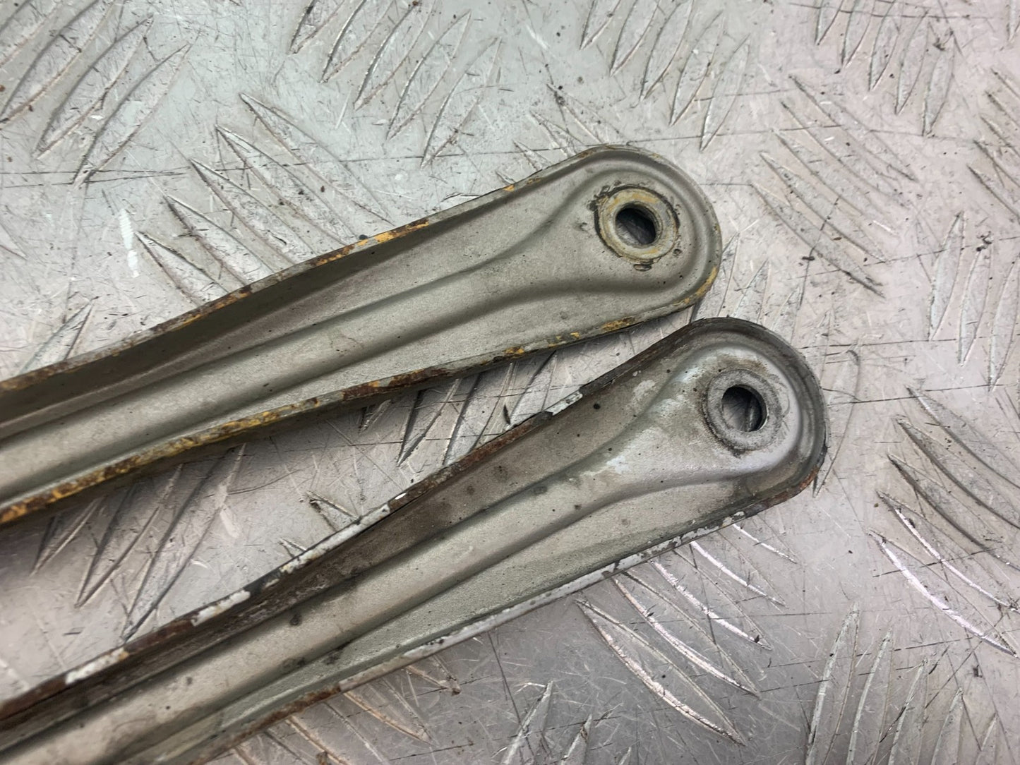BMW K1200 K 1200 LT BRAKE ARM    YEAR 1999-07 (CMB1271)