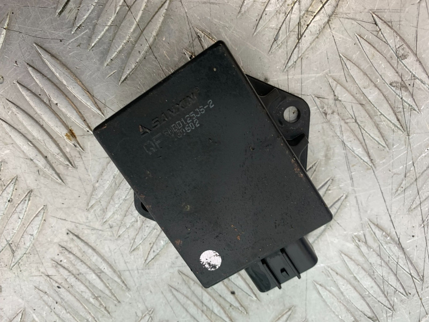 QINGQI QM125 GY-2B CDI UNIT YEAR 2016 (CMB1228)