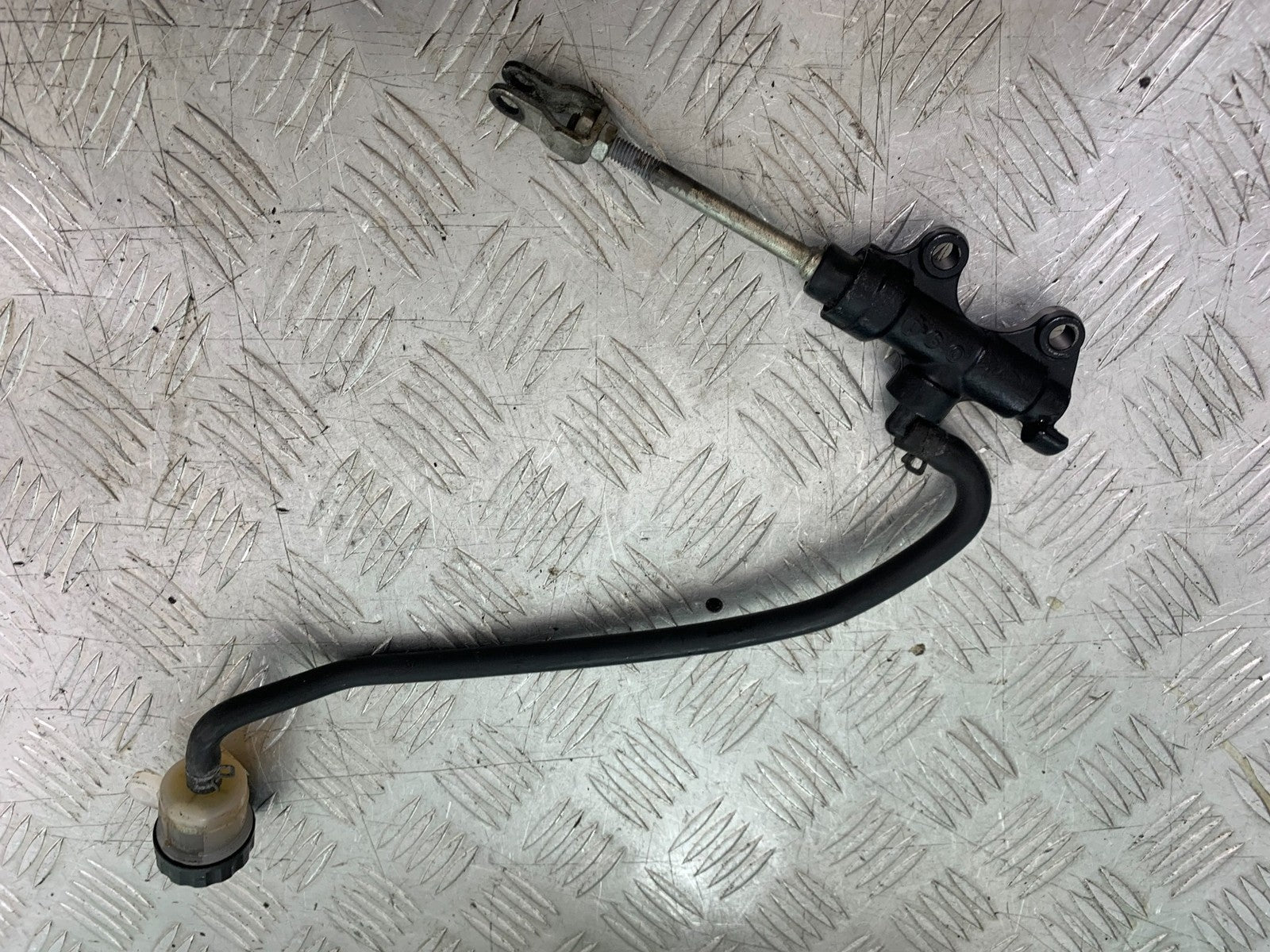 TRIUMPH 1050 SPRINT GT REAR MASTER CYLINDER   YEAR 2010-2016 (CMB1250)