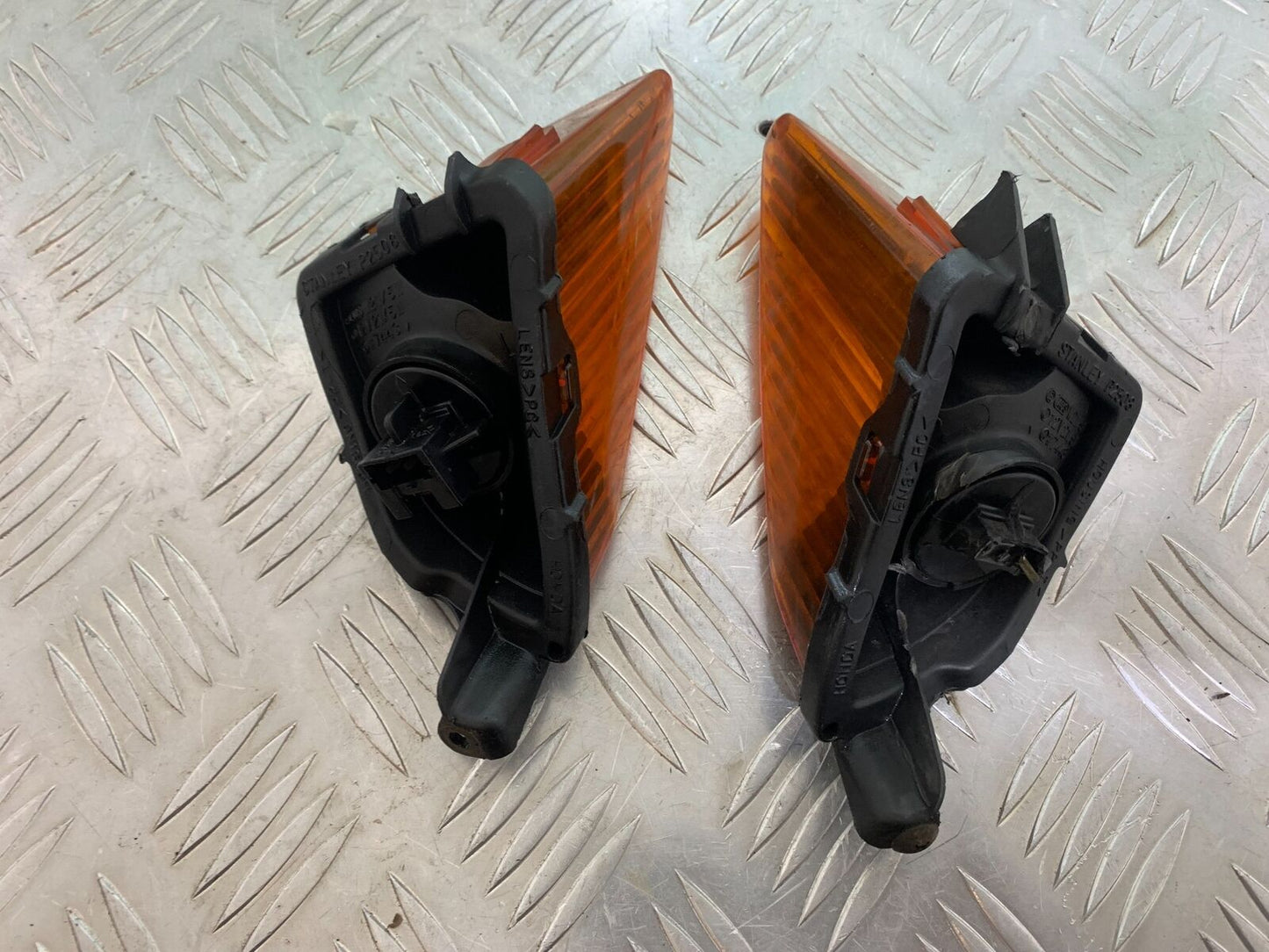 HONDA VFR800 VFR 800 V-TEC FRONT INDICATORS  YEAR 2002 -09 (CMB1012)