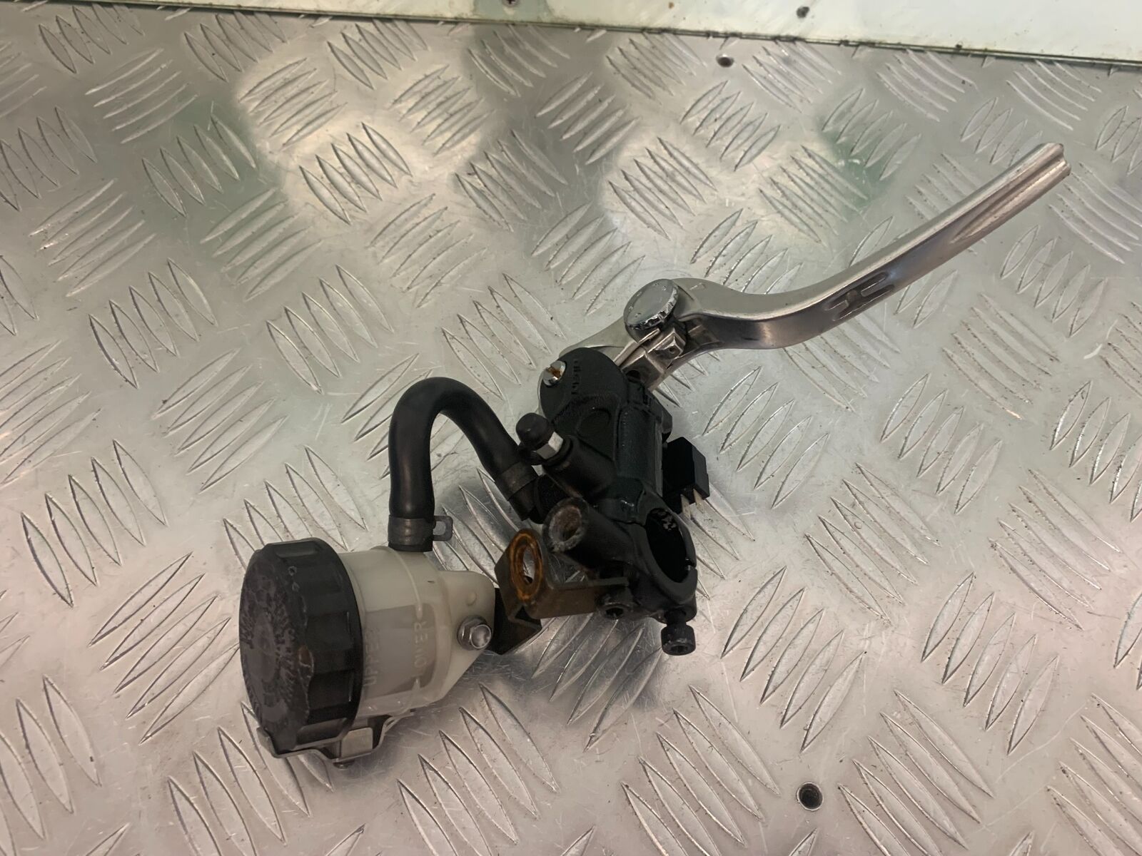 TRIUMPH 675 STREET TRIPLE RX FRONT BRAKE MASTER CYLINDER  2015-17 (STOCK 971)