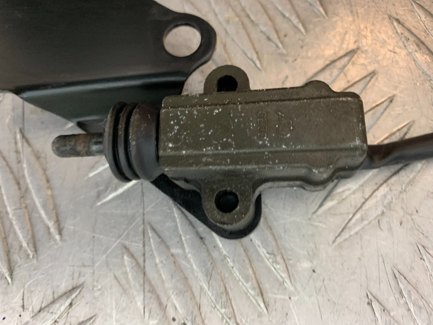 TRIUMPH 955I SPRINT RS SIDE STAND SWITCH   YEAR 1999-03 (CMB1313)