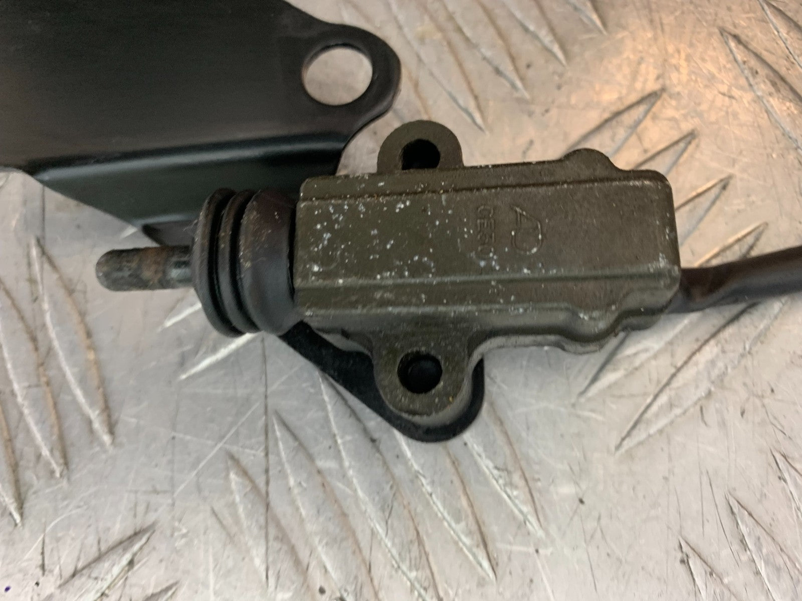 TRIUMPH 955I SPRINT RS SIDE STAND SWITCH   YEAR 1999-03 (CMB1313)