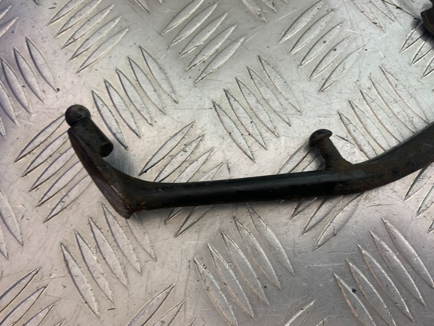 YAMAHA XJR1300 XJR 1300 SIDE STAND   YEAR  1999-2003 (CMB1119)