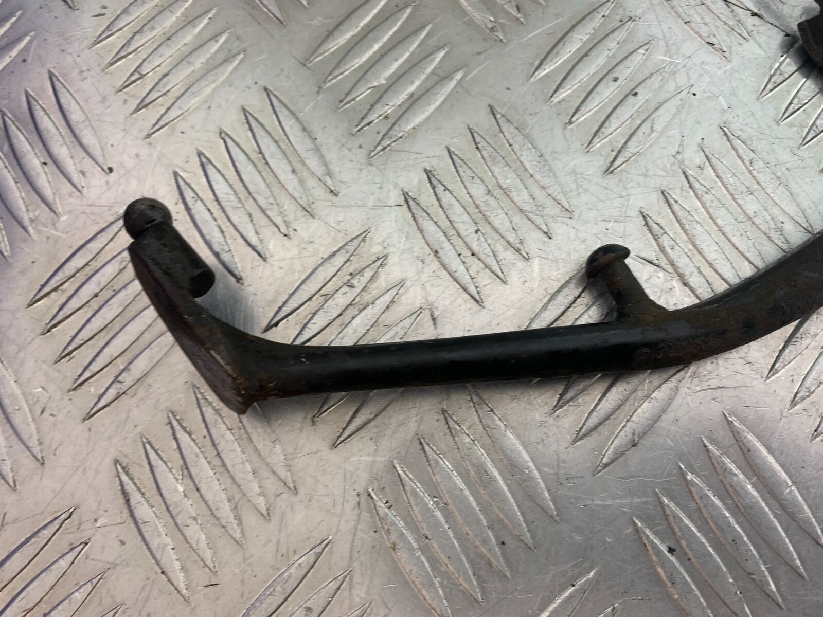 YAMAHA XJR1300 XJR 1300 SIDE STAND   YEAR  1999-2003 (CMB1119)
