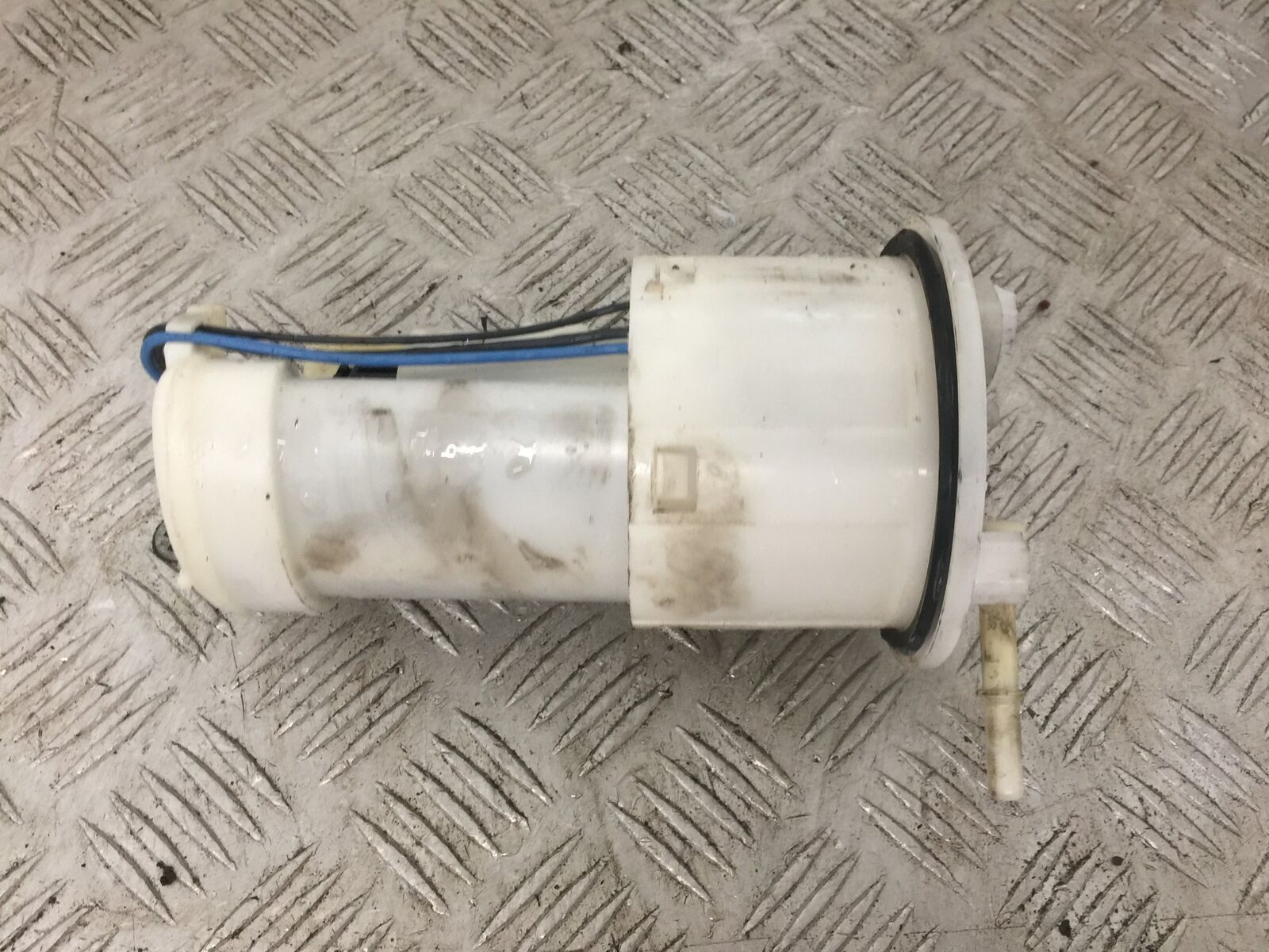 TRIUMPH 1050 SPRINT PETROL PUMP  YEAR 2004-2007 (STOCK 888)