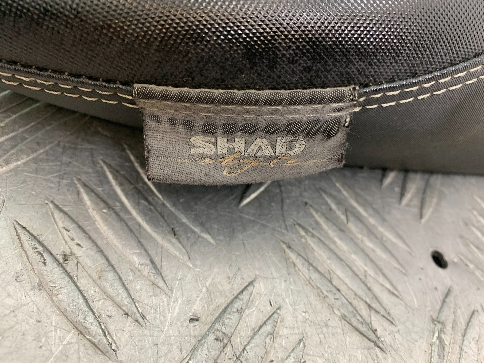 HONDA CBF600 CBF 600 FRONT SEAT   YEAR 2004-07  (CMB1305)