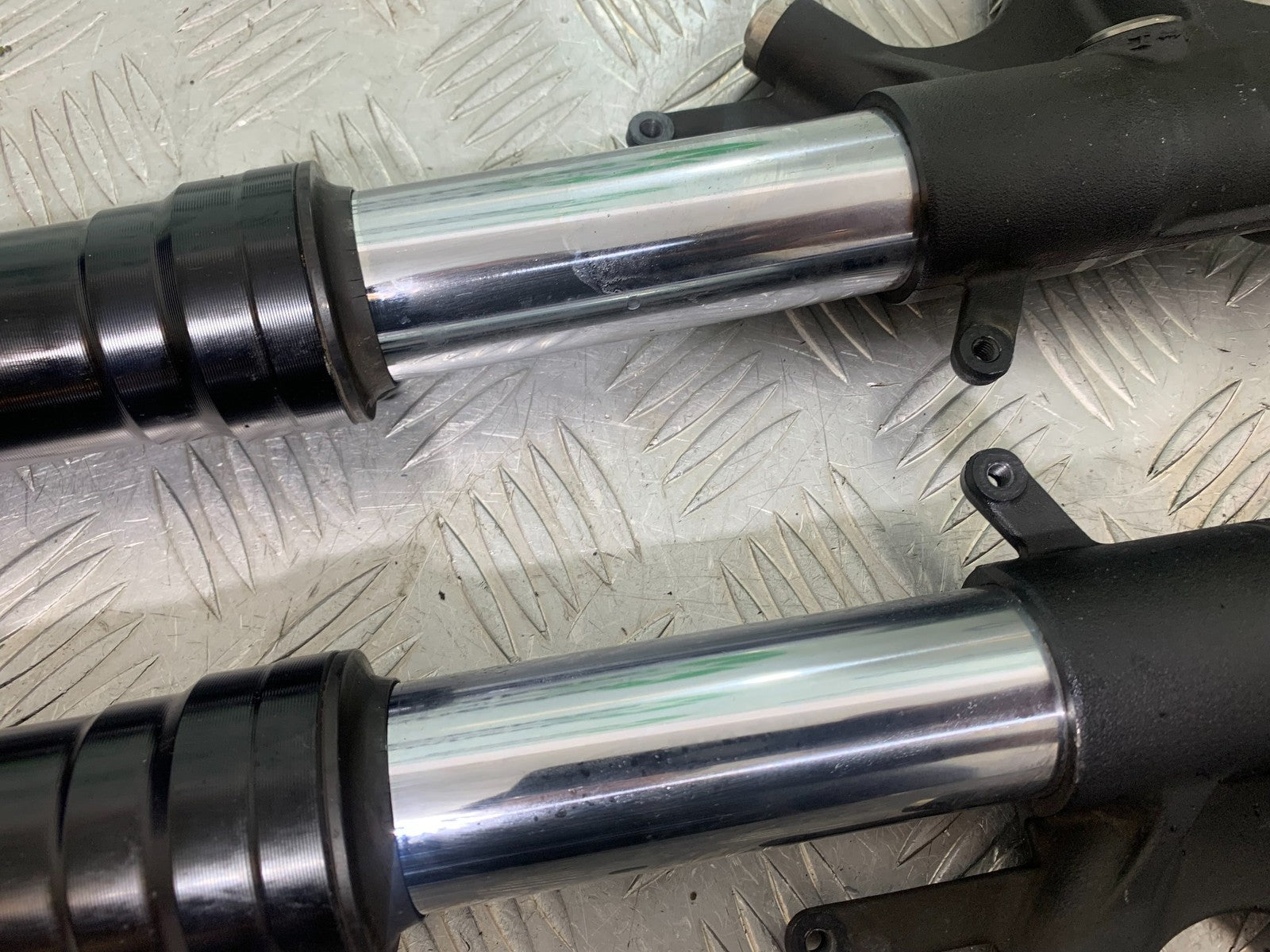 HONDA CBR1000 rr FIREBLADE FORKS   YEAR 2012-2016 (CMB1198)