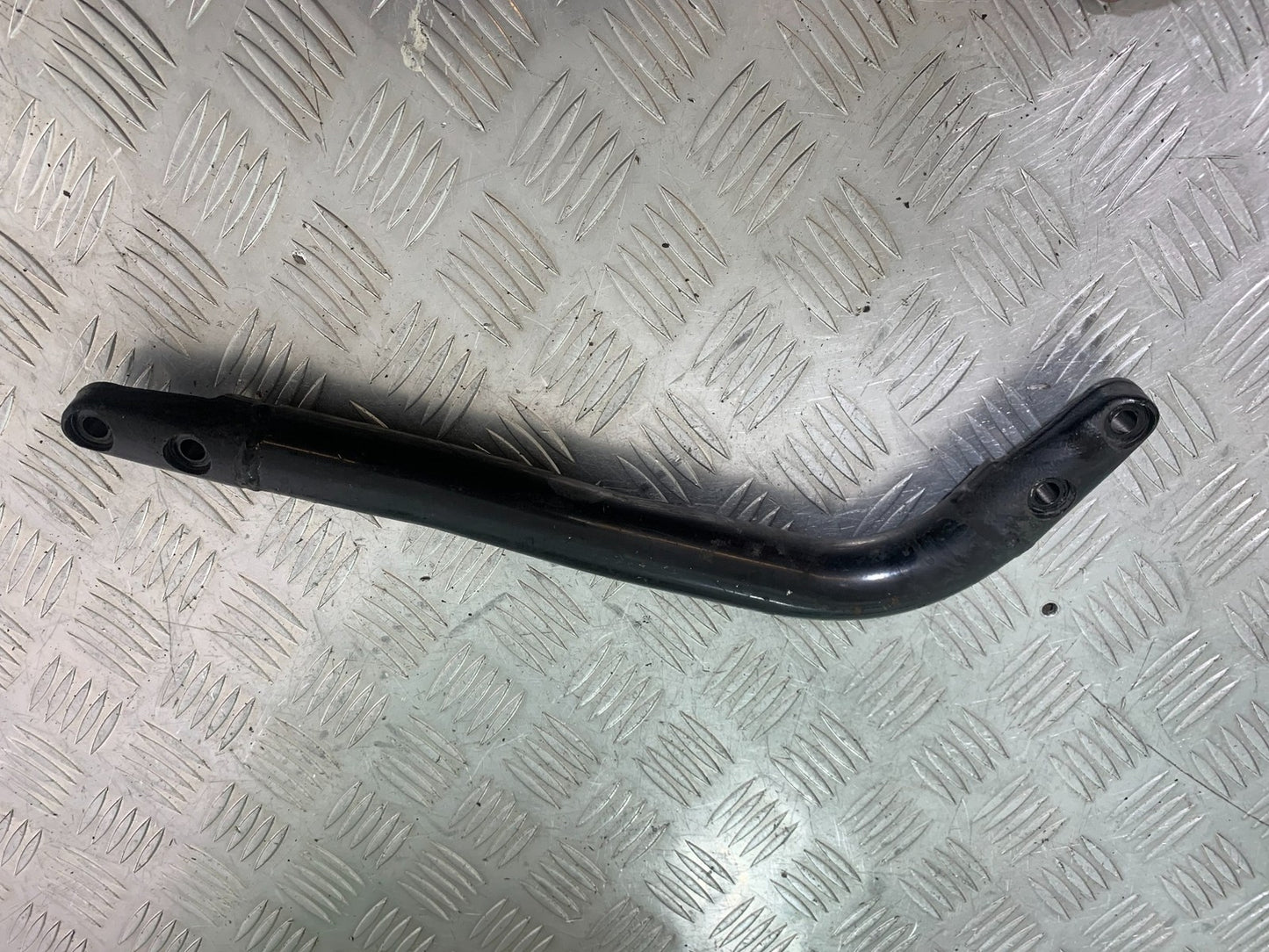 YAMAHA XJR1300 XJR 1300 FRAME RAIL YEAR 1999-2003 (CMB1119)